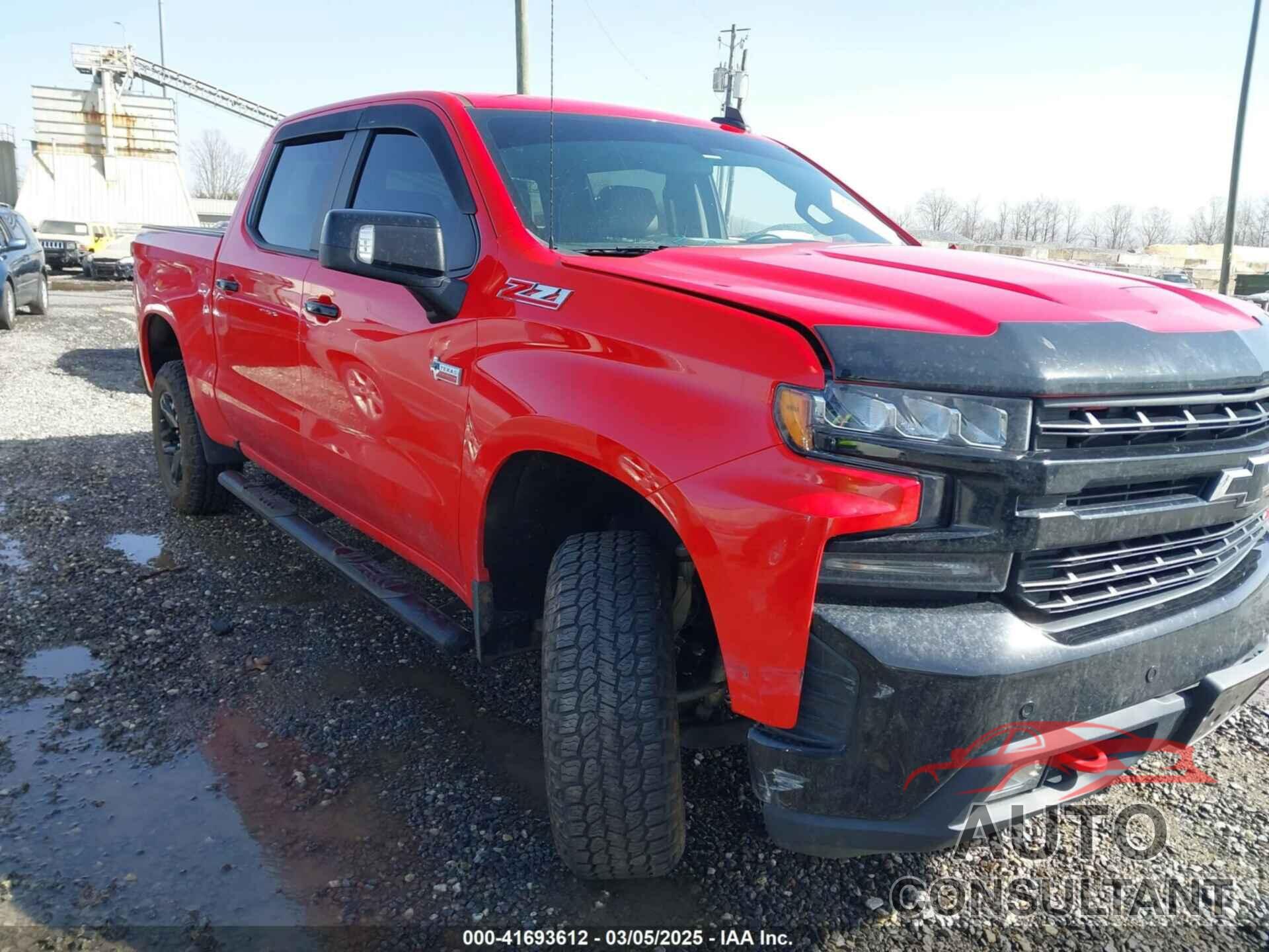 CHEVROLET SILVERADO 1500 2021 - 1GCPYFEDXMZ160460