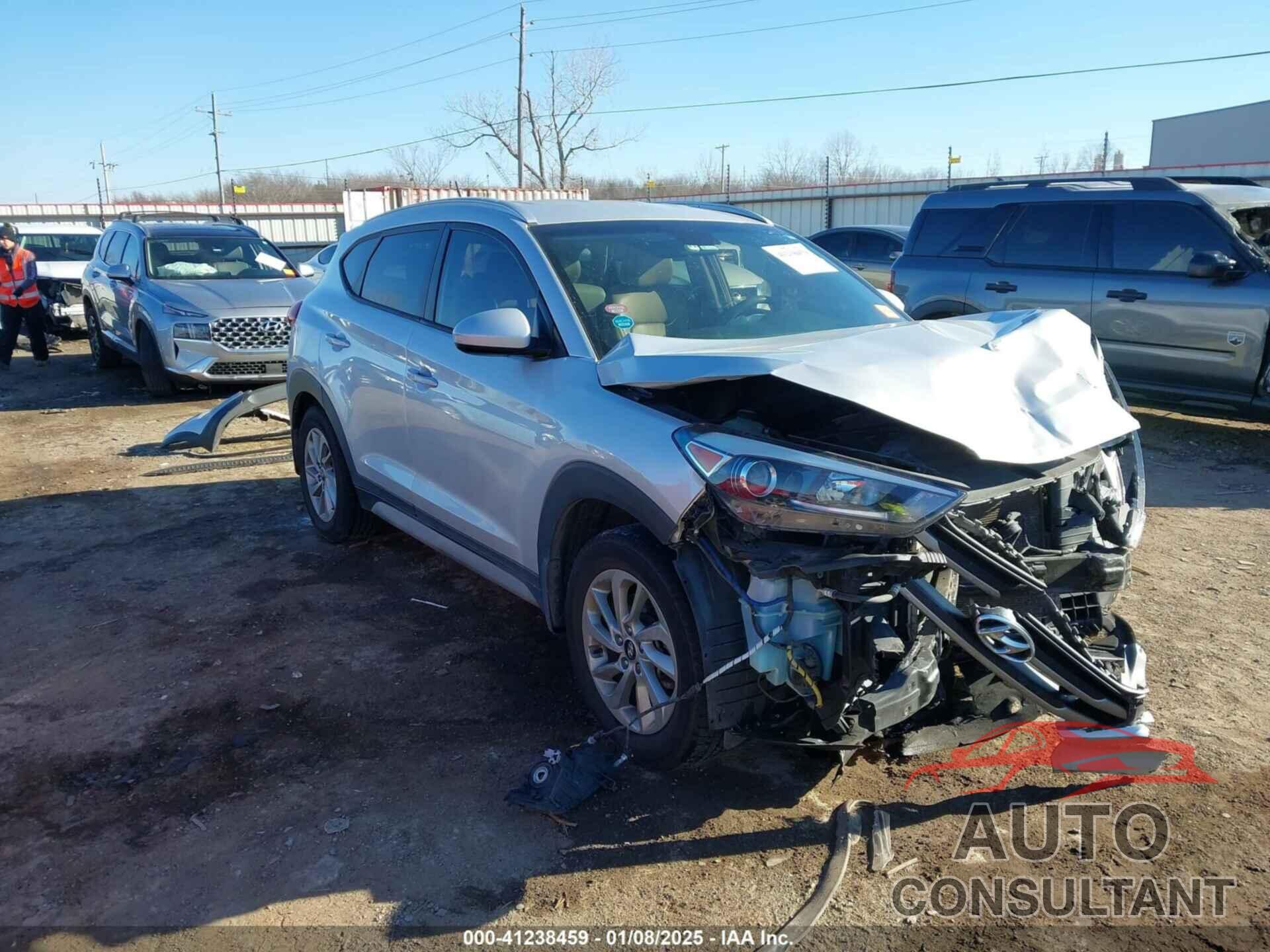 HYUNDAI TUCSON 2017 - KM8J33A48HU587420