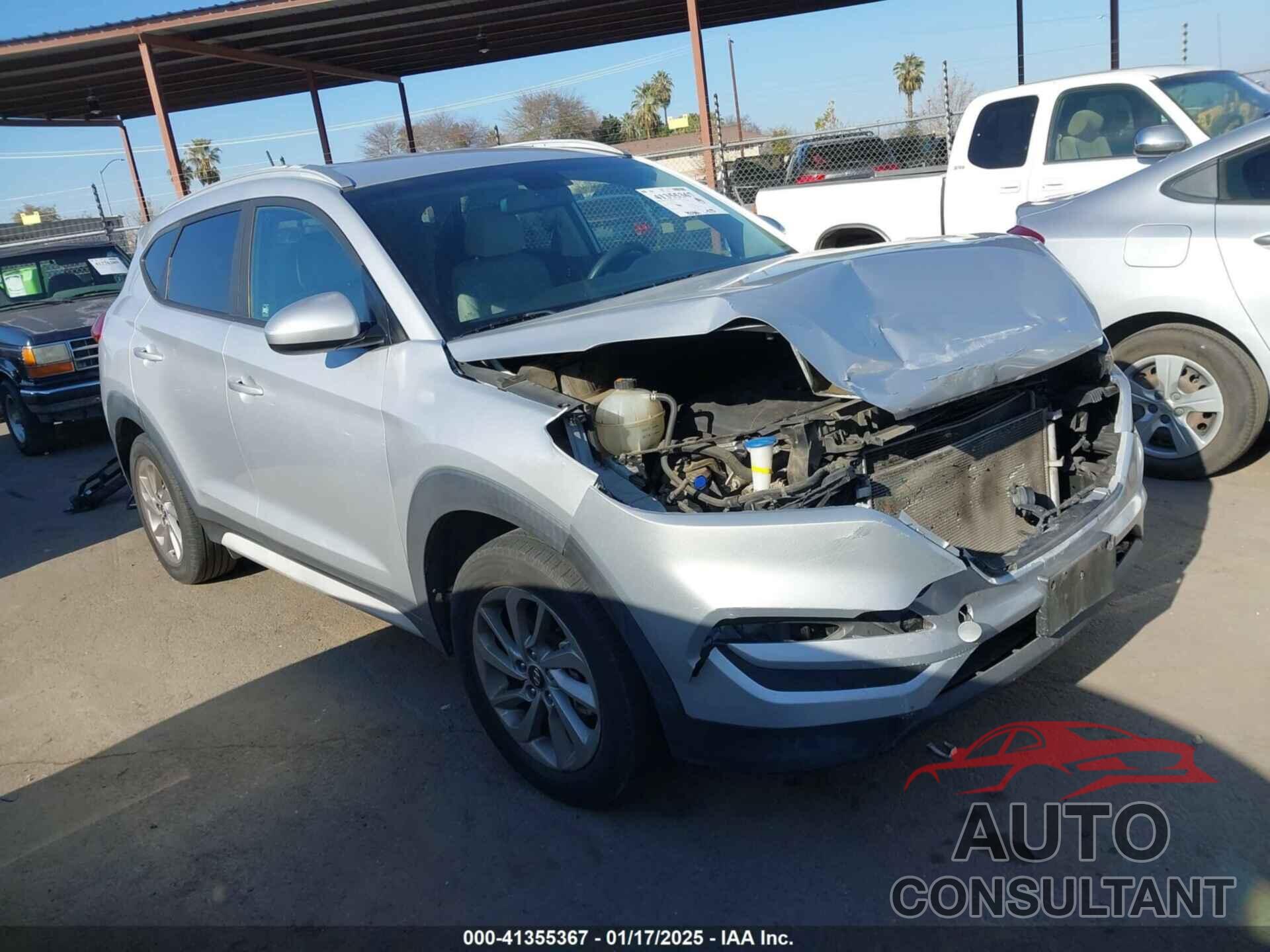 HYUNDAI TUCSON 2017 - KM8J33A40HU441786