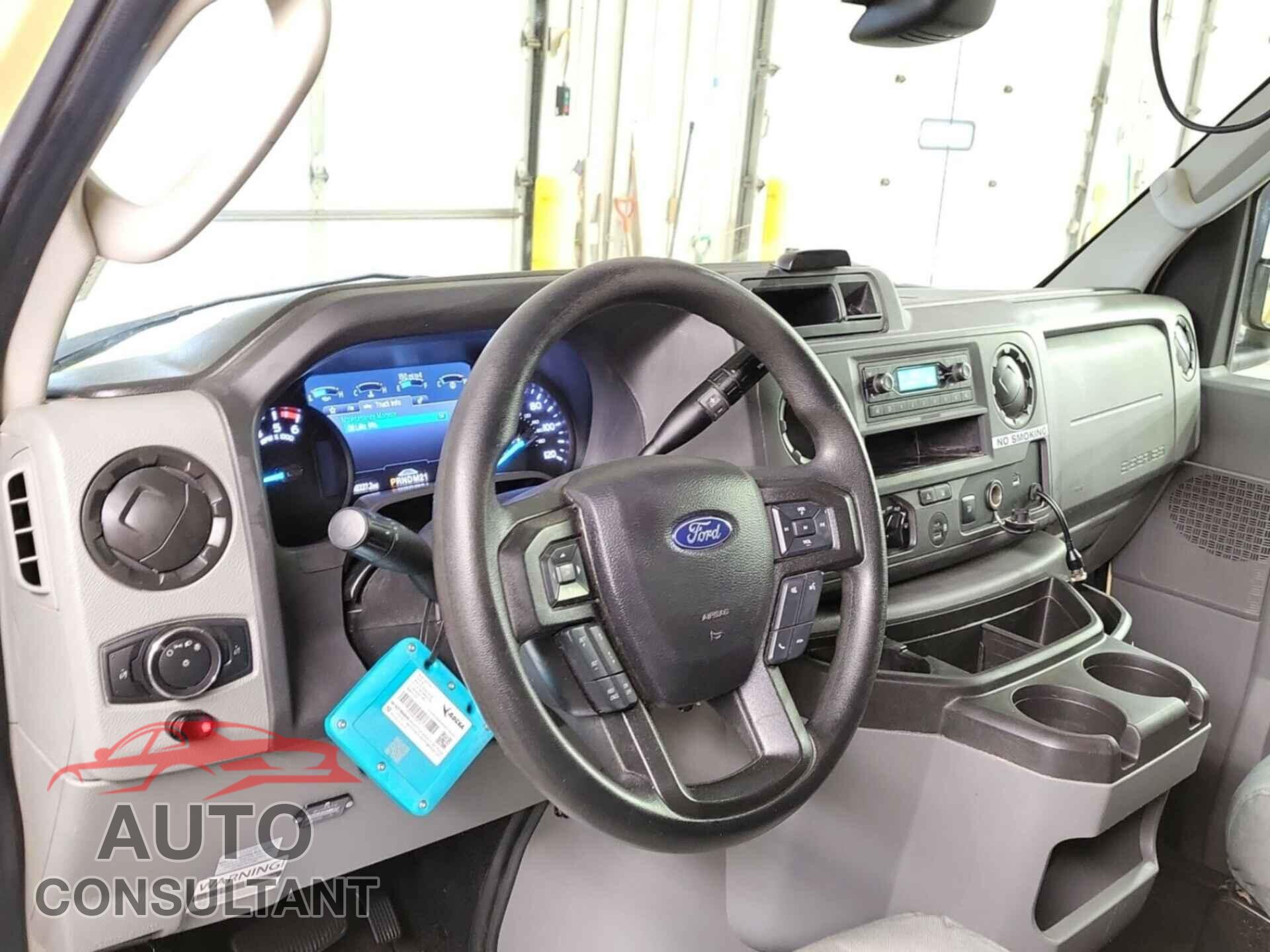 FORD E-450 CUTAWAY 2021 - 1FDXE4FNXMDC34439