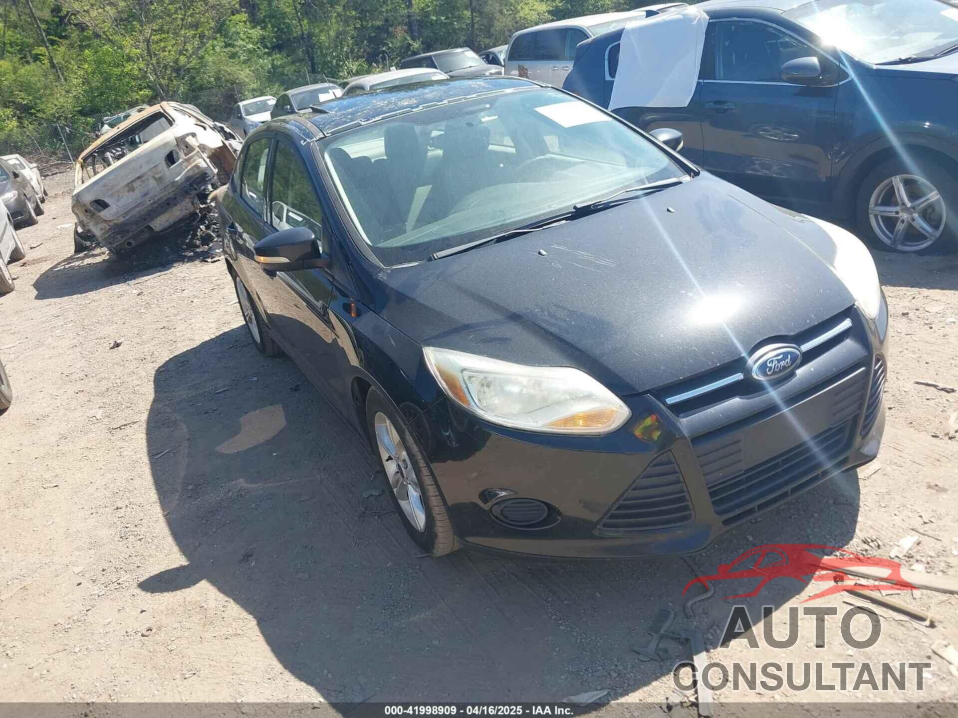 FORD FOCUS 2014 - 1FADP3F22EL457525