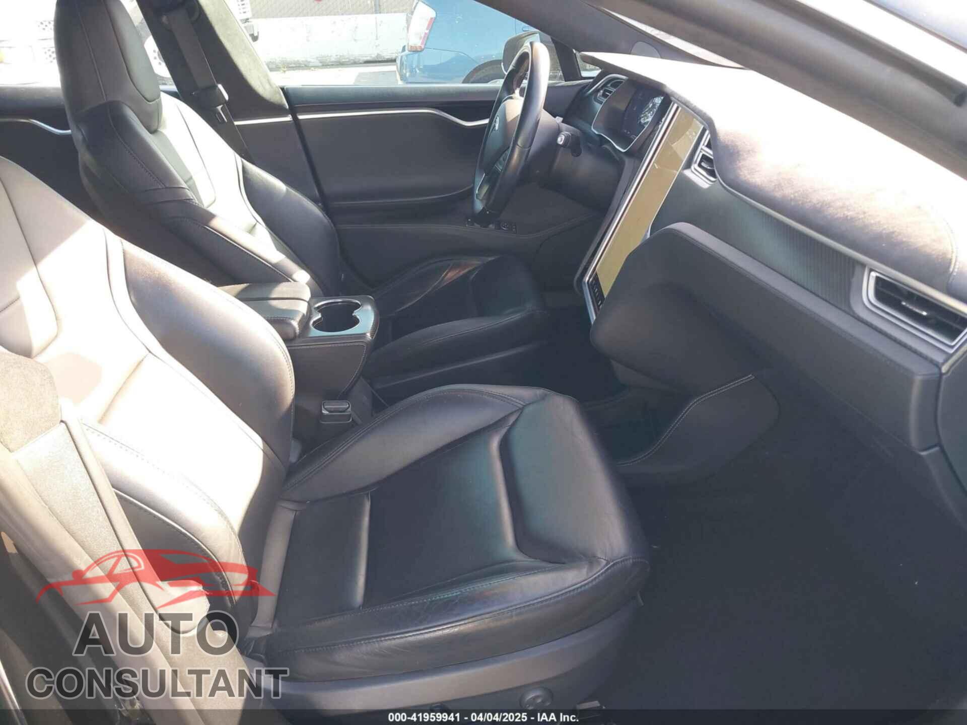 TESLA MODEL S 2014 - 5YJSA1H22EFP65530