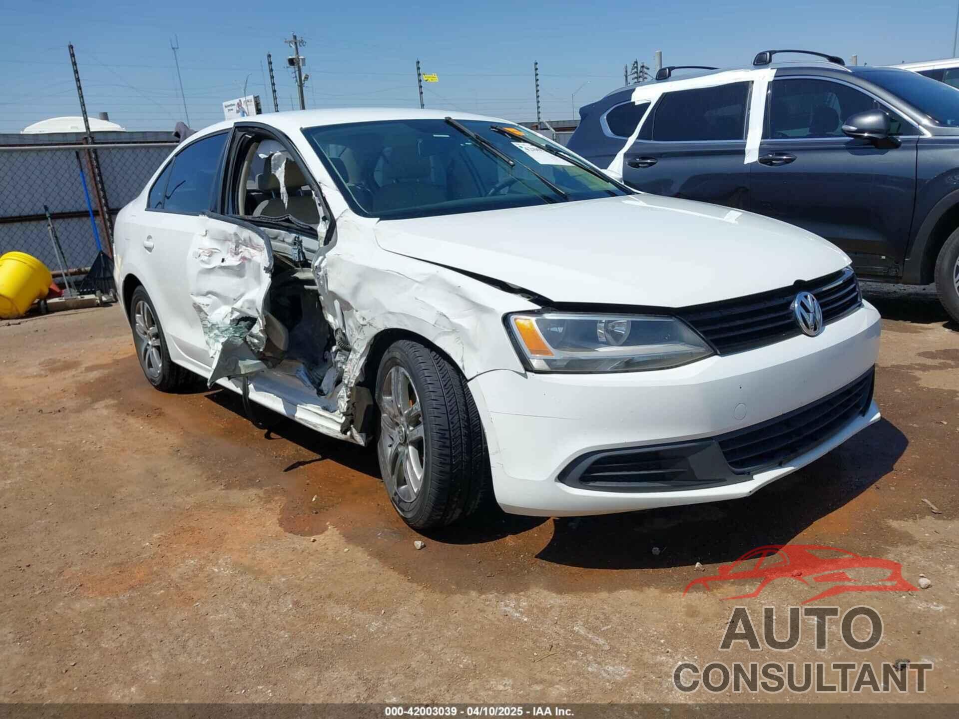 VOLKSWAGEN JETTA 2014 - 3VWD17AJ5EM267330