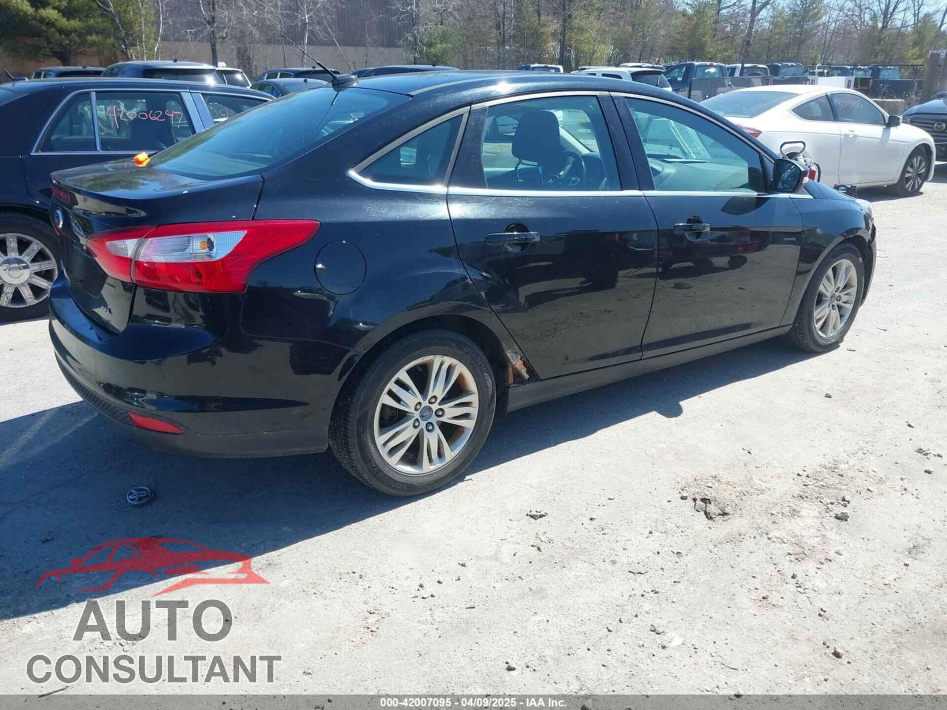 FORD FOCUS 2012 - 1FAHP3H20CL269601