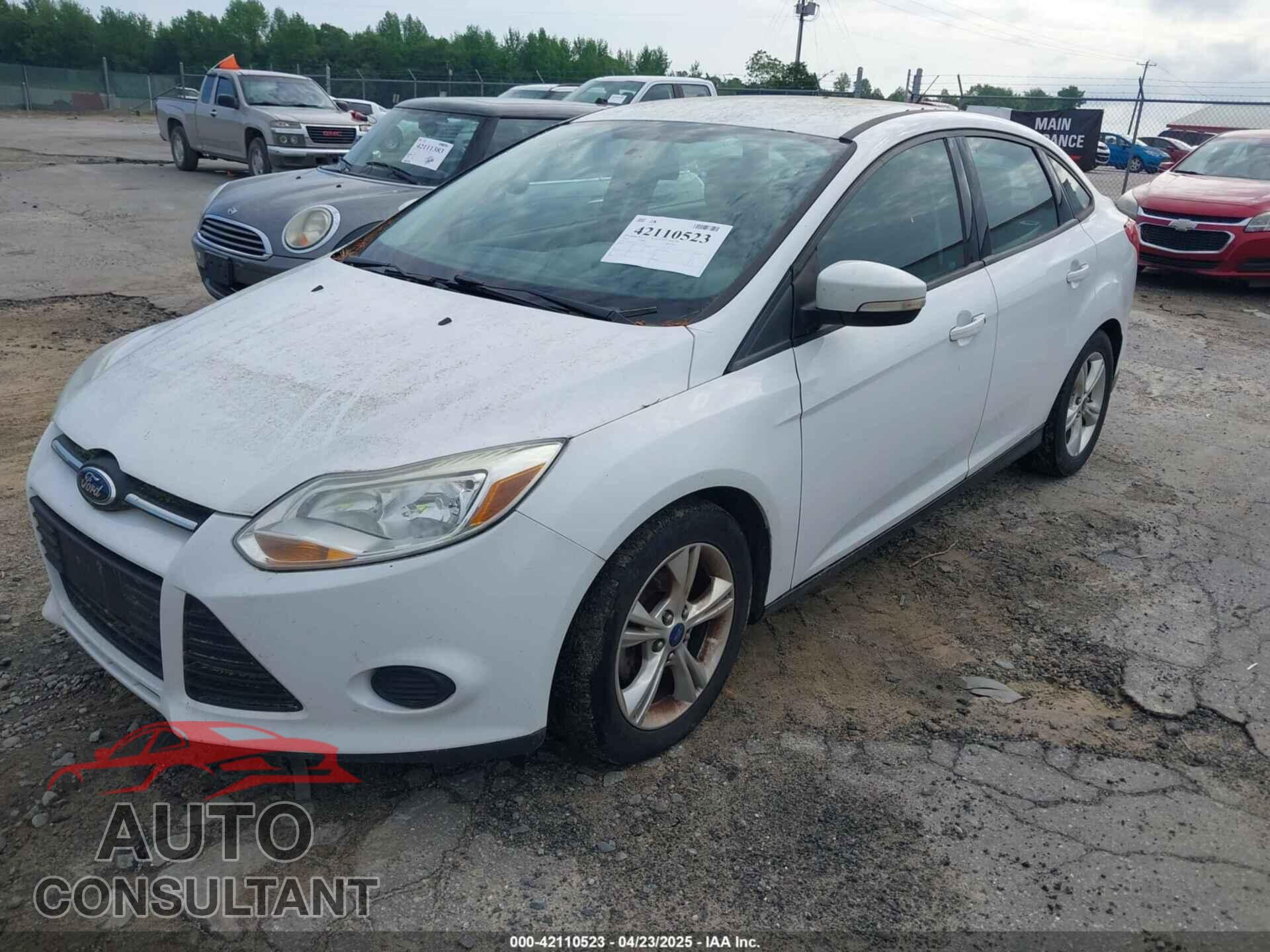 FORD FOCUS 2014 - 1FADP3F27EL215703