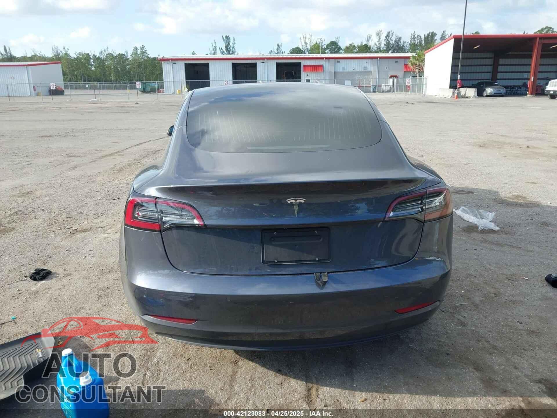 TESLA MODEL 3 2019 - 5YJ3E1EAXKF312207