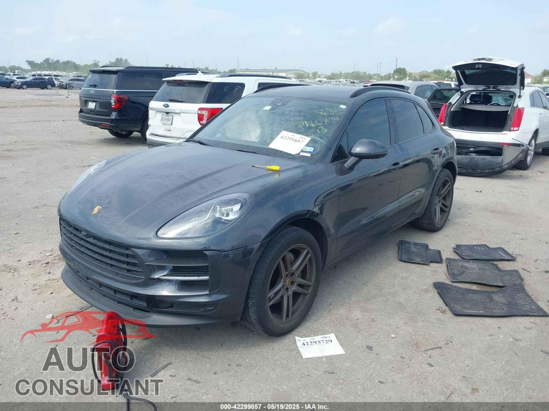 PORSCHE MACAN 2021 - WP1AA2A55MLB07555