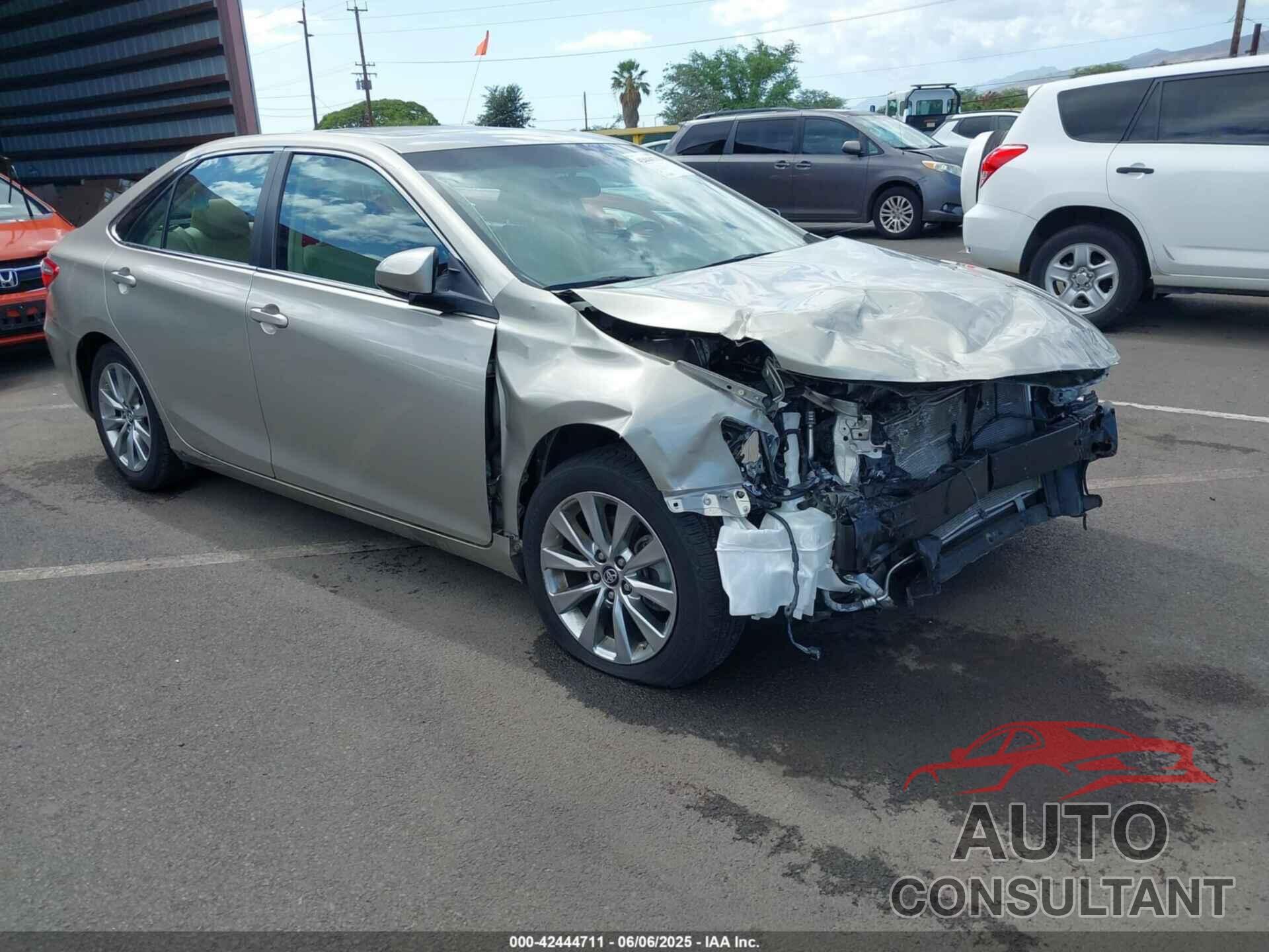 TOYOTA CAMRY 2017 - 4T1BF1FK8HU629964