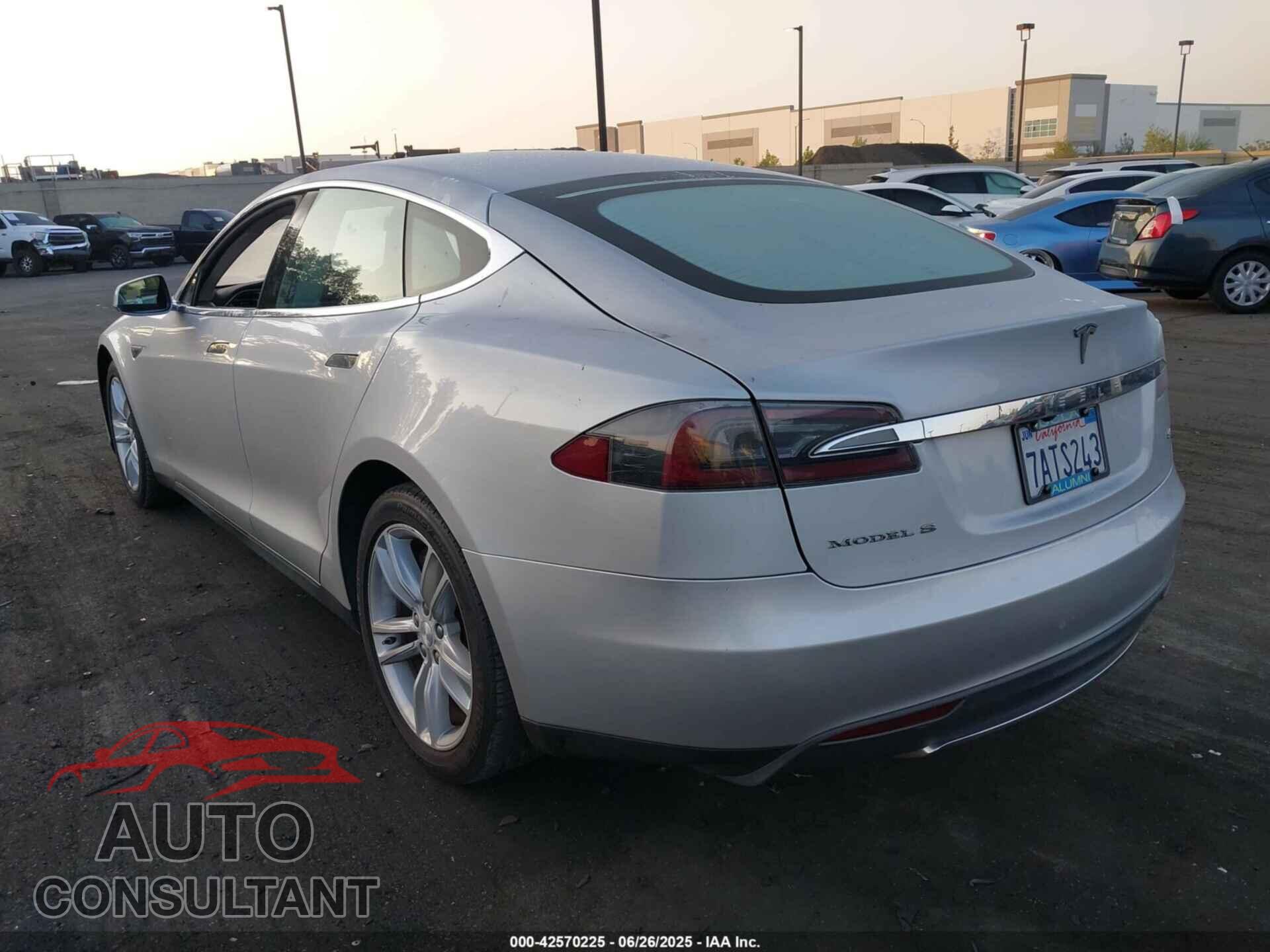 TESLA MODEL S 2013 - 5YJSA1CN6DFP11289