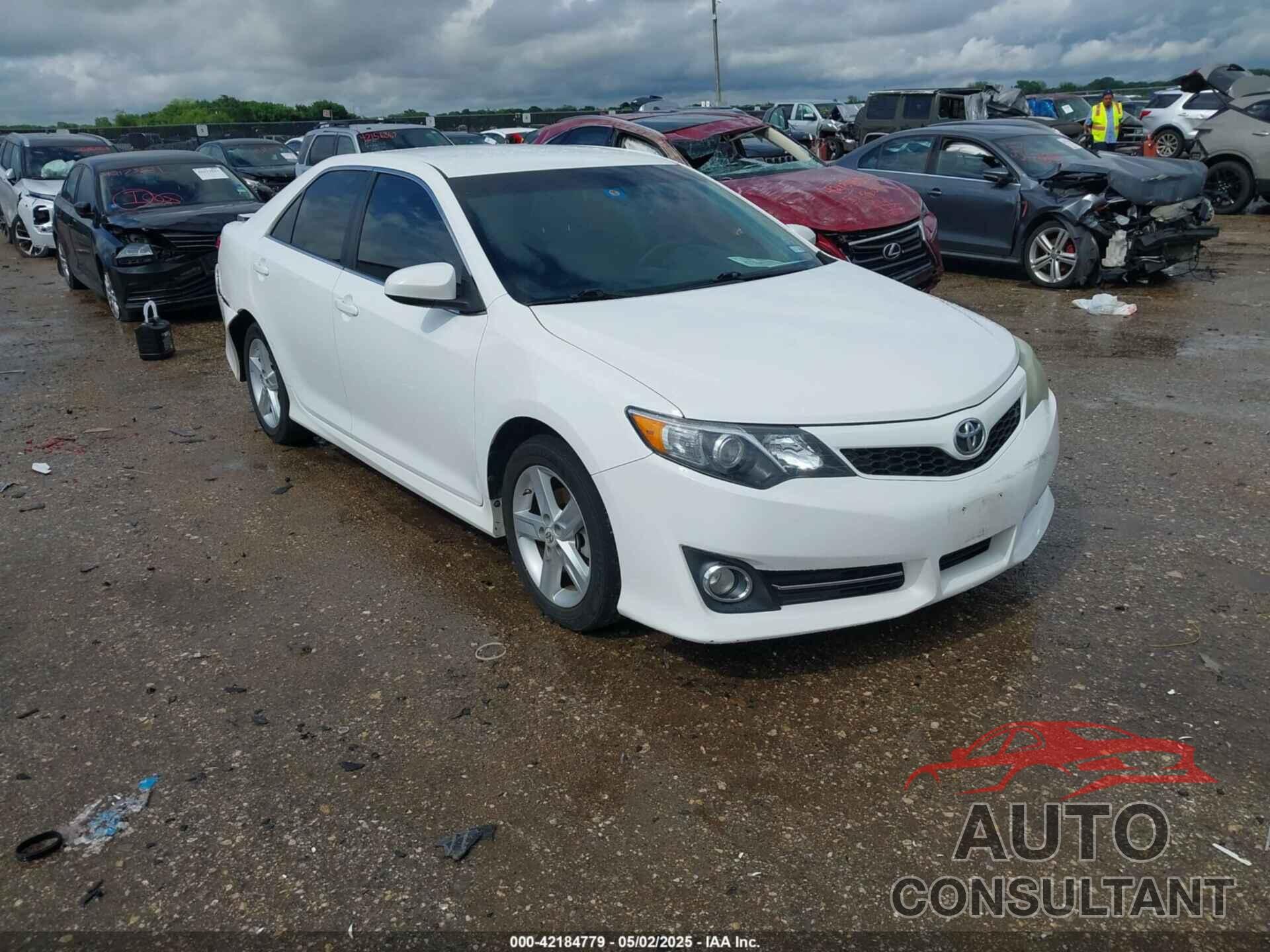 TOYOTA CAMRY 2013 - 4T1BF1FK1DU212647