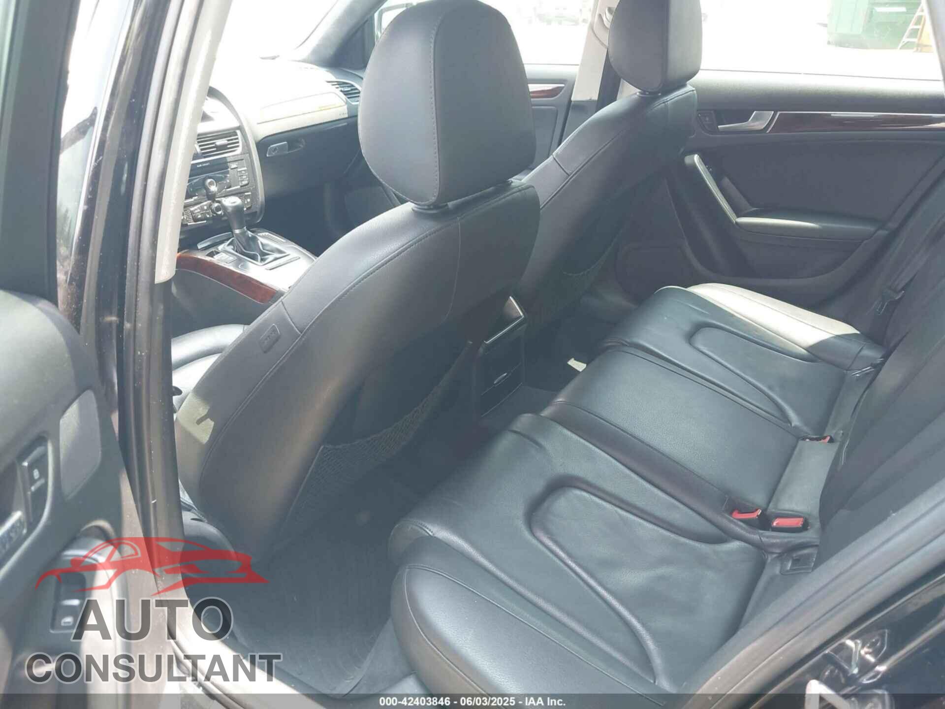 AUDI A4 2010 - WAUDFAFL6AN036106