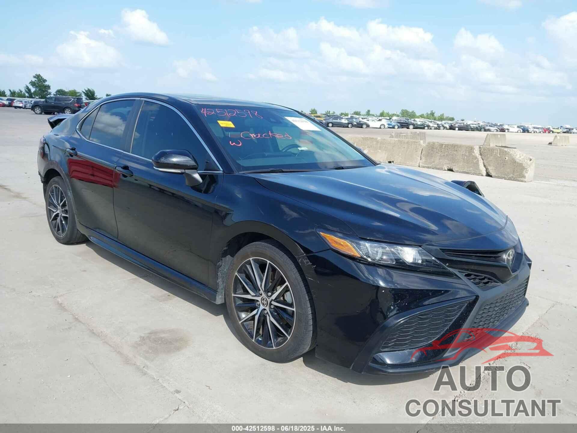 TOYOTA CAMRY 2021 - 4T1S11AK7MU561222