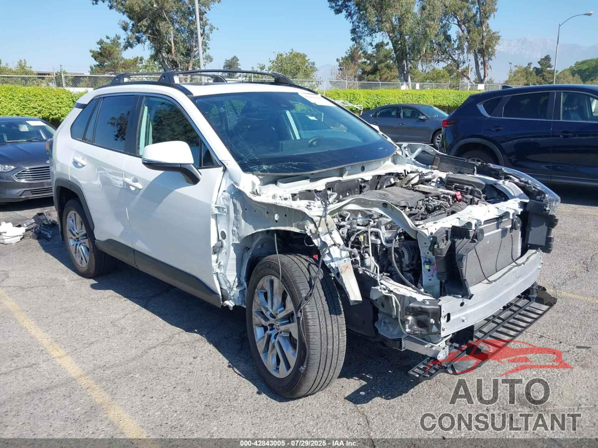 TOYOTA RAV4 2023 - 2T3C1RFVXPW293977