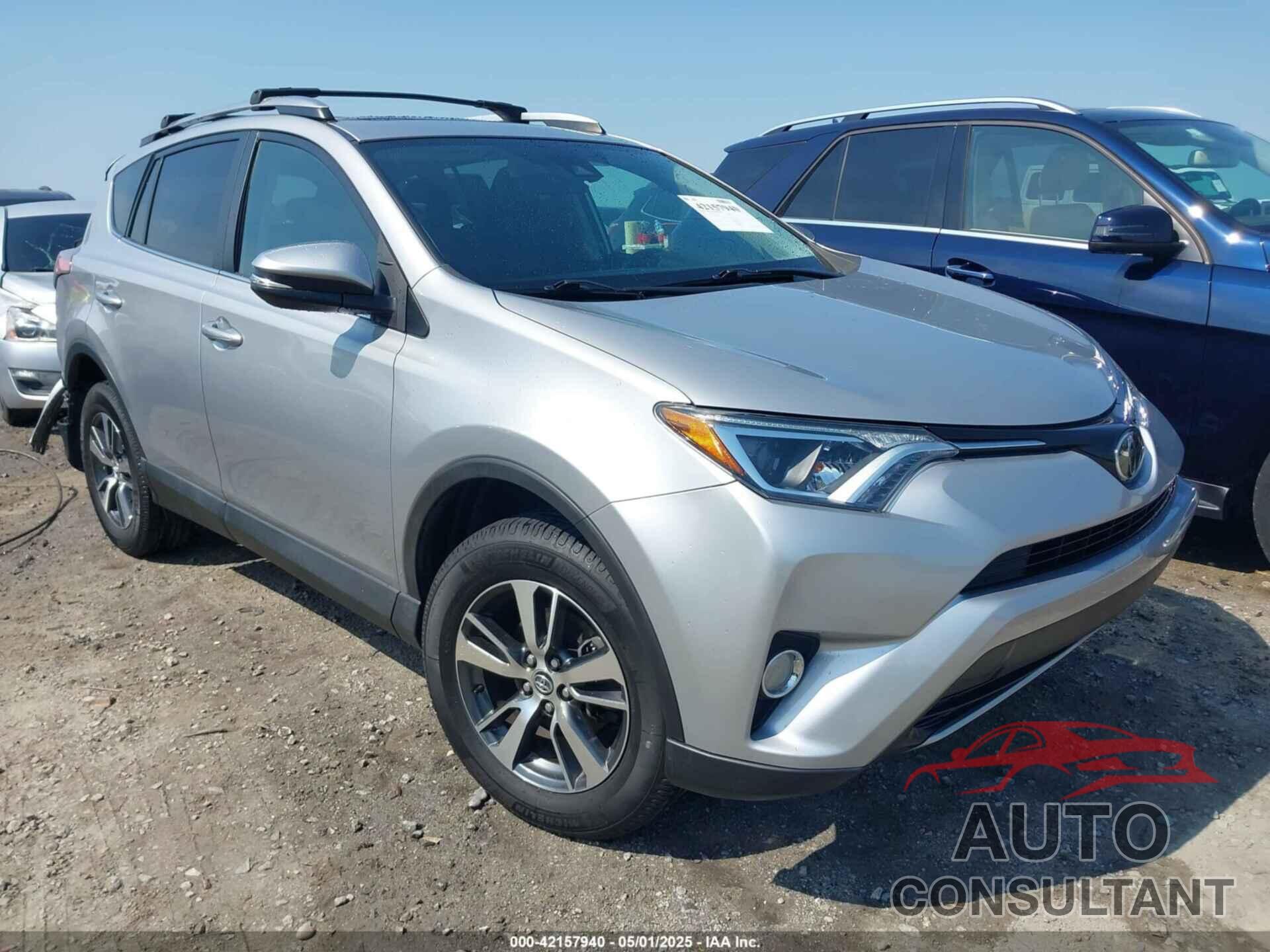 TOYOTA RAV4 2018 - 2T3RFREV3JW699085