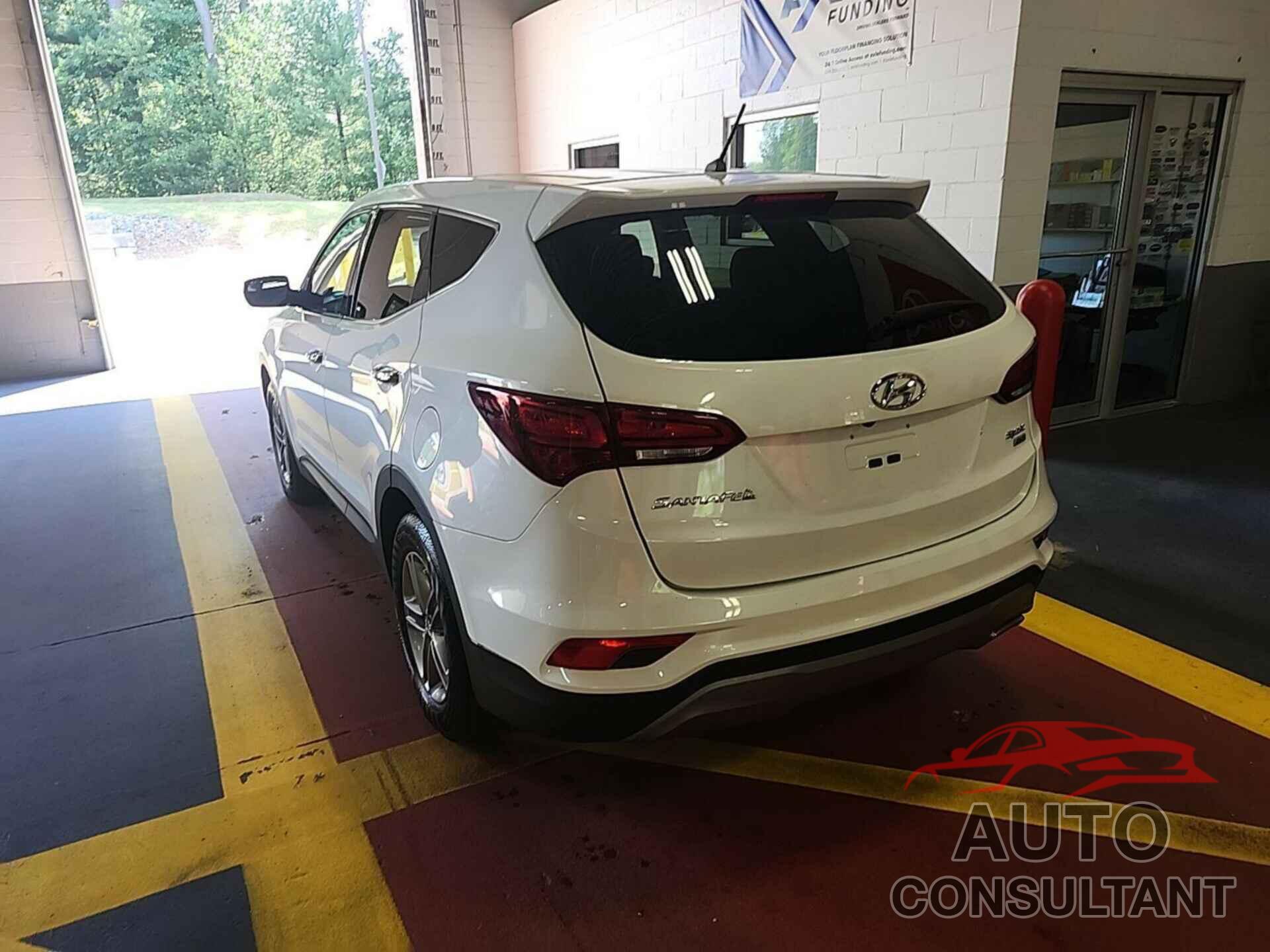 HYUNDAI SANTA FE SPORT 2018 - 5XYZTDLB7JG569524