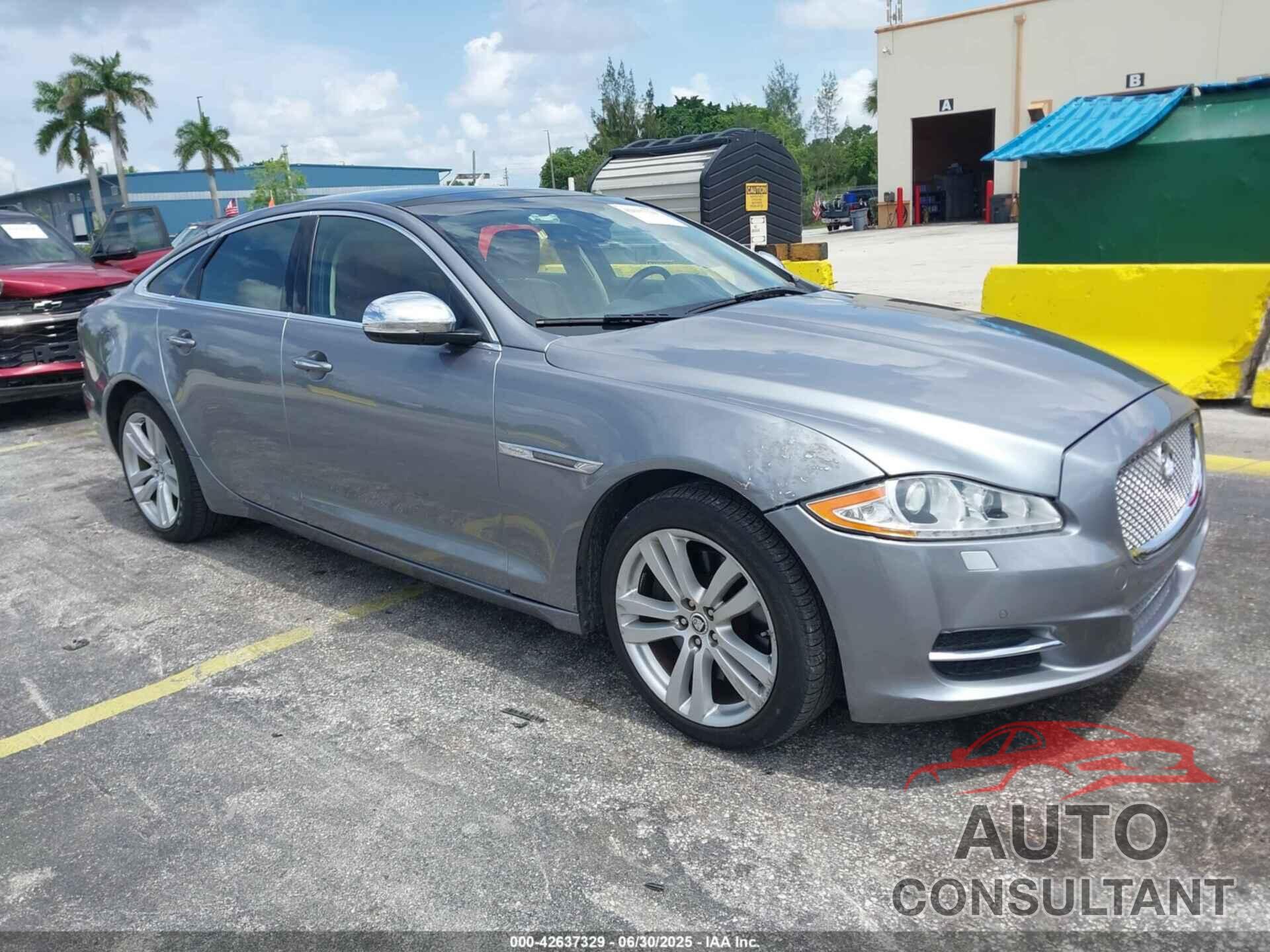 JAGUAR XJ 2013 - SAJWJ1CD4D8V46305