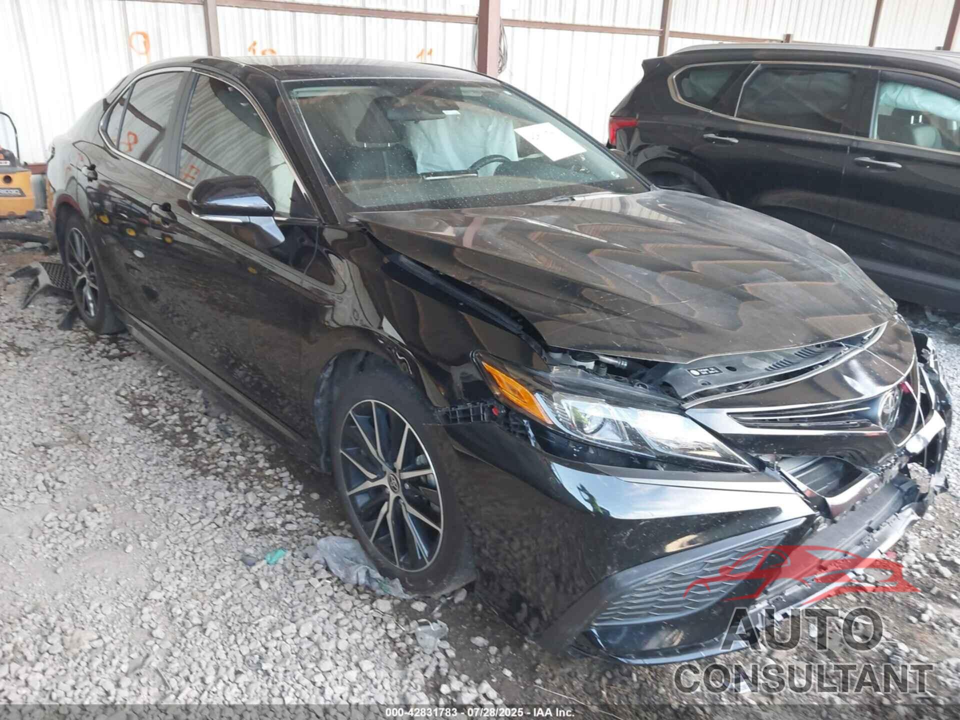 TOYOTA CAMRY 2024 - 4T1G11AK7RU880794