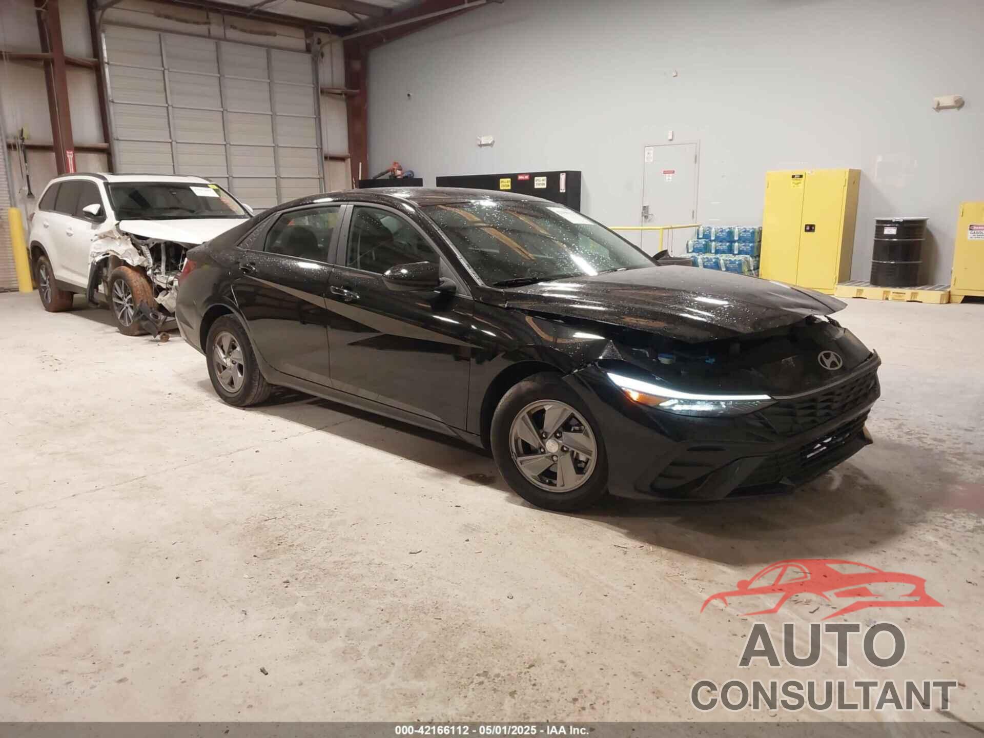 HYUNDAI ELANTRA 2024 - KMHLL4DG9RU832988