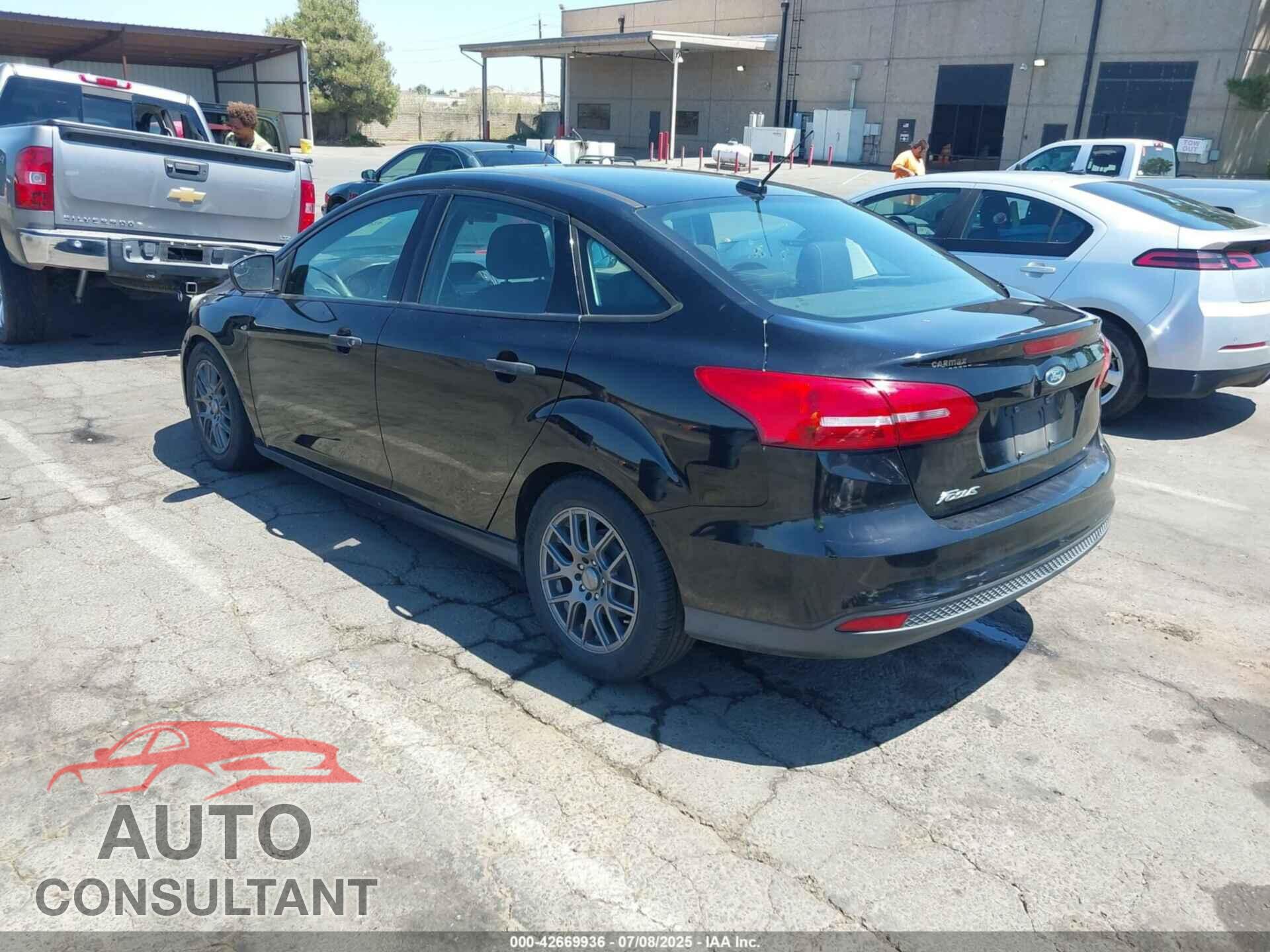 FORD FOCUS 2016 - 1FADP3E23GL401842