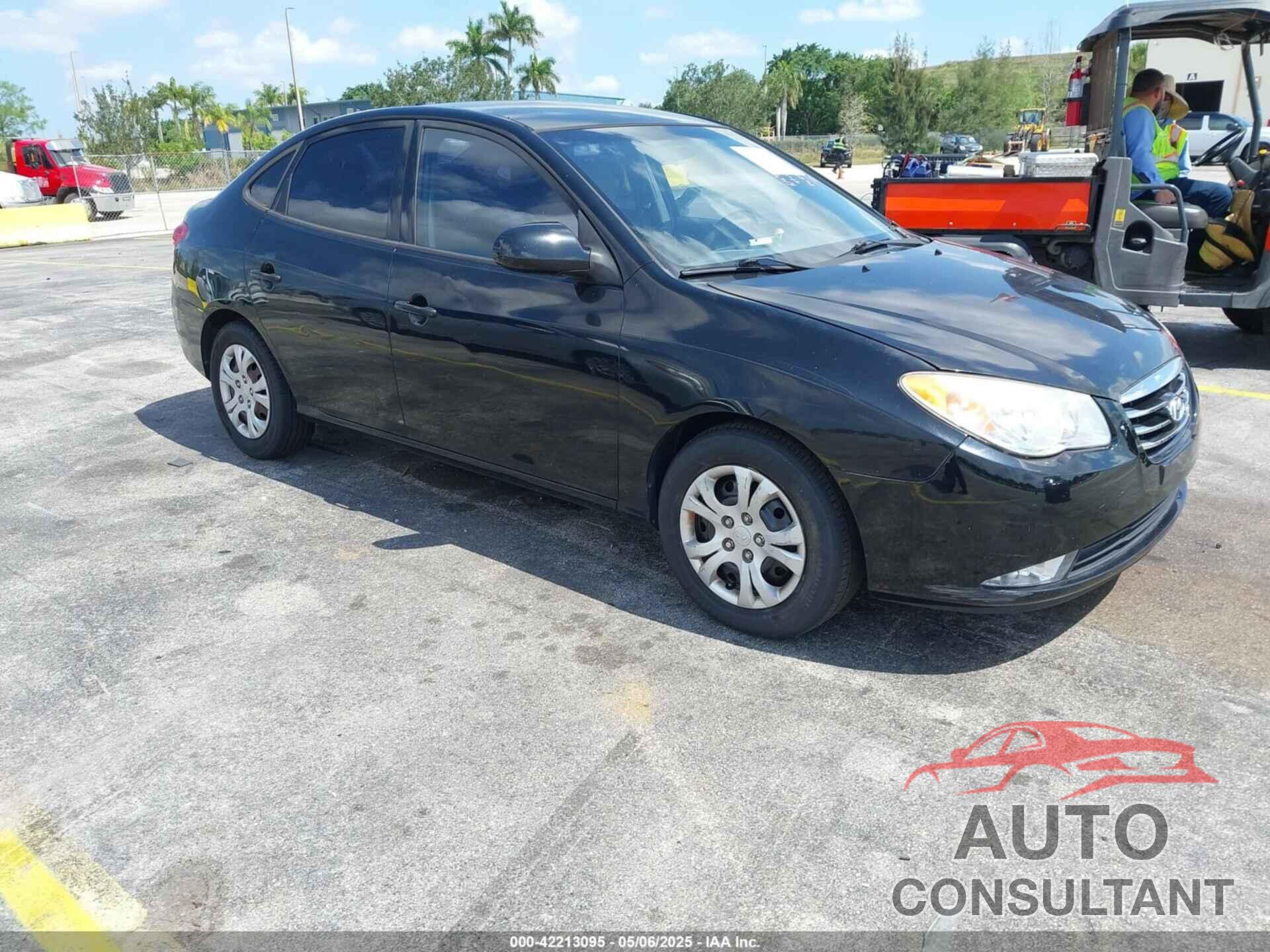 HYUNDAI ELANTRA 2010 - KMHDU4AD6AU155480