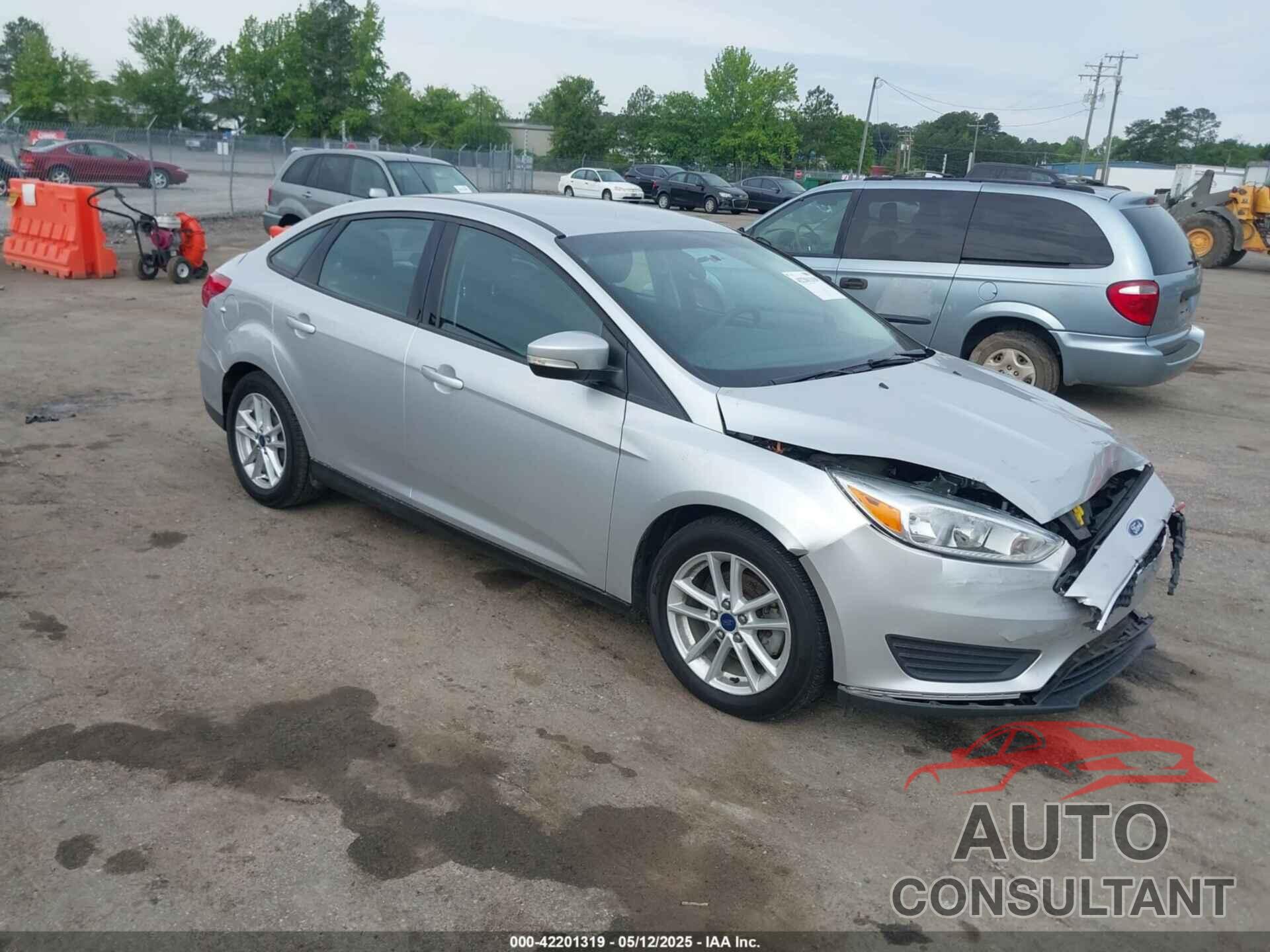 FORD FOCUS 2015 - 1FADP3F22FL342876