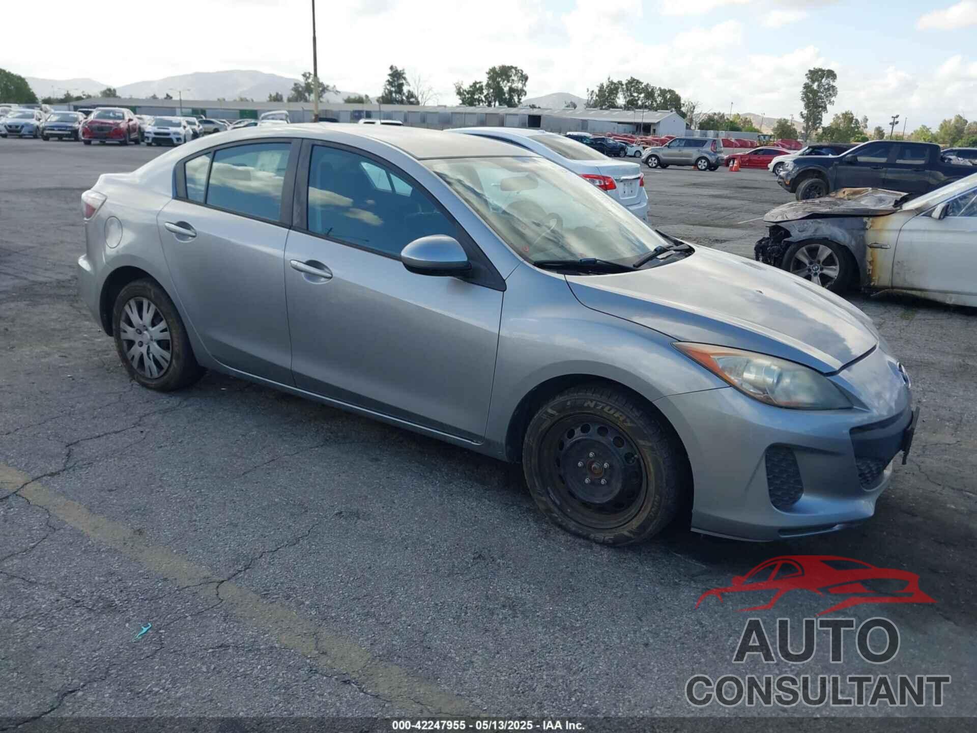 MAZDA MAZDA3 2013 - JM1BL1TG0D1810954