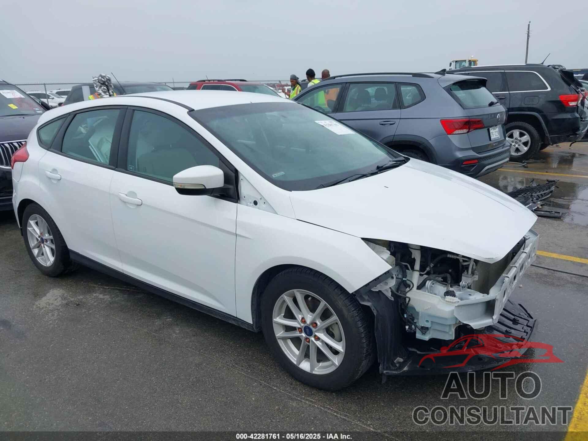 FORD FOCUS 2016 - 1FADP3K29GL298155