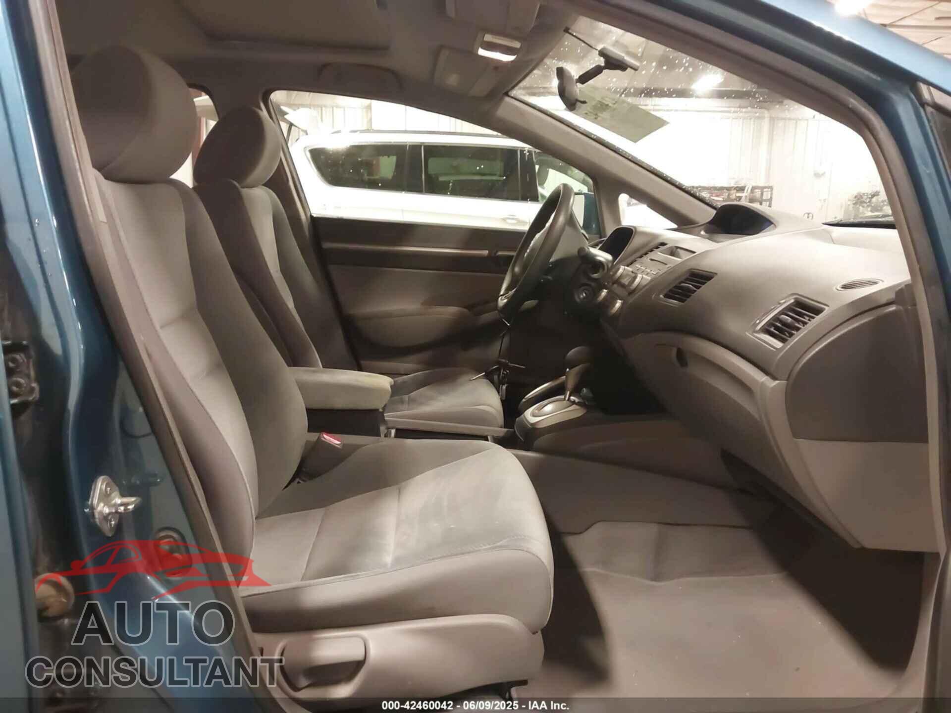 HONDA CIVIC 2009 - 19XFA16859E044509