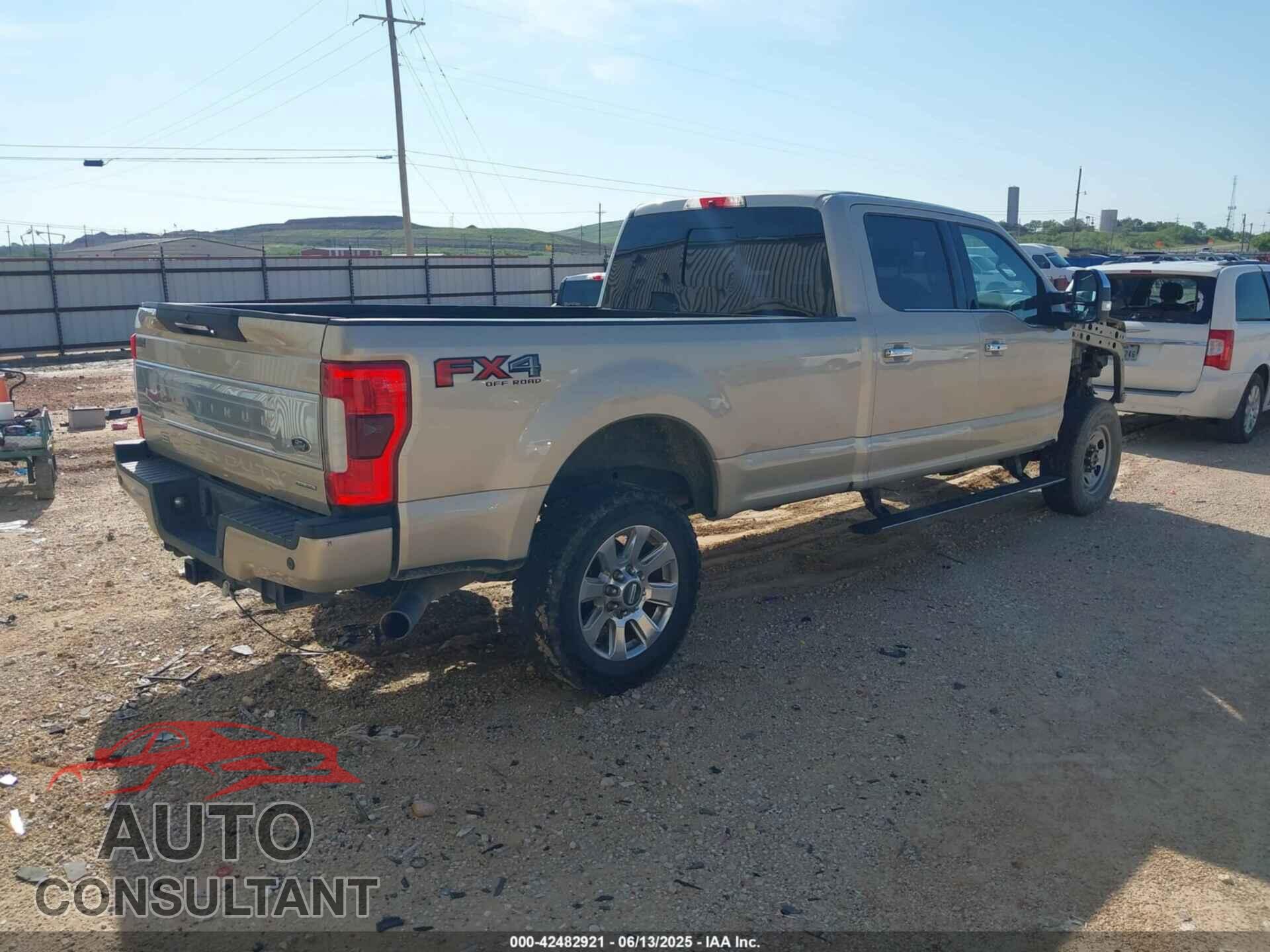 FORD F-250 2017 - 1FT7W2B68HEC62552