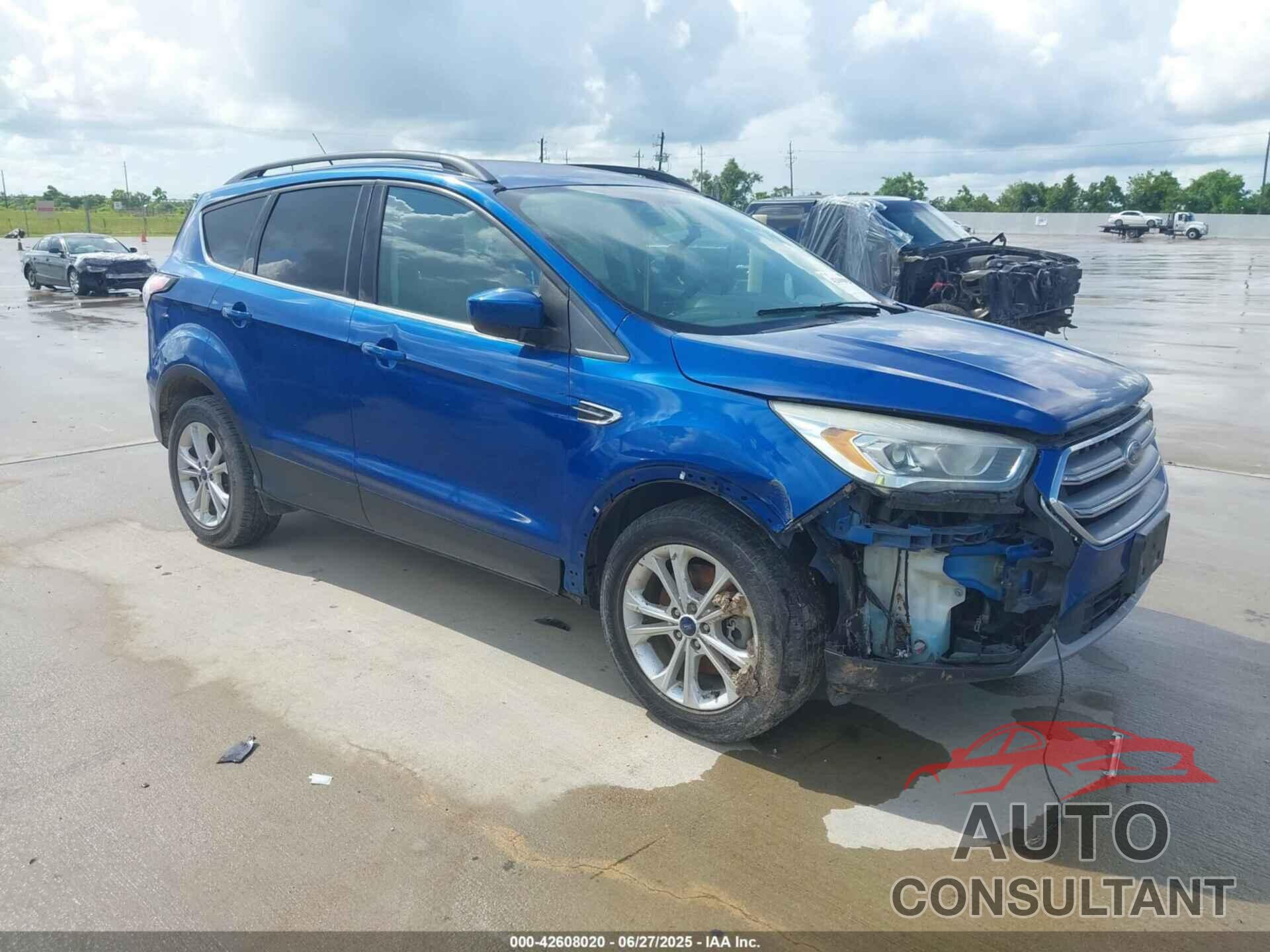 FORD ESCAPE 2017 - 1FMCU9GD1HUC68196