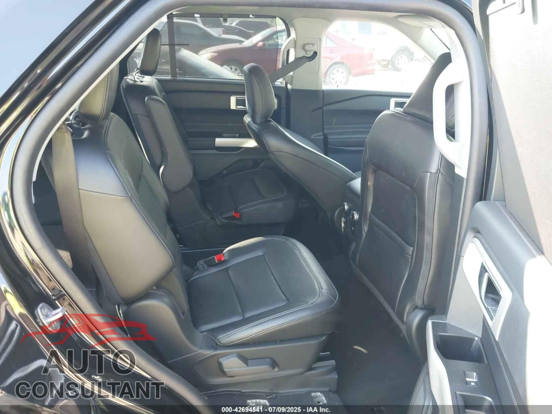 FORD EXPLORER 2023 - 1FMSK7FHXPGB00127