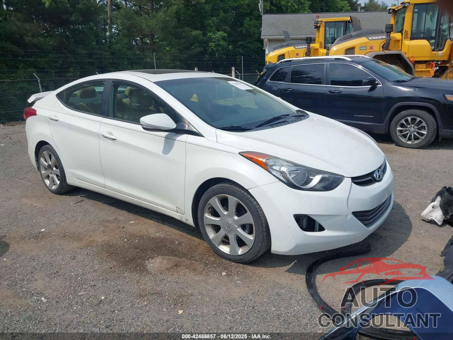 HYUNDAI ELANTRA 2013 - 5NPDH4AE7DH446960