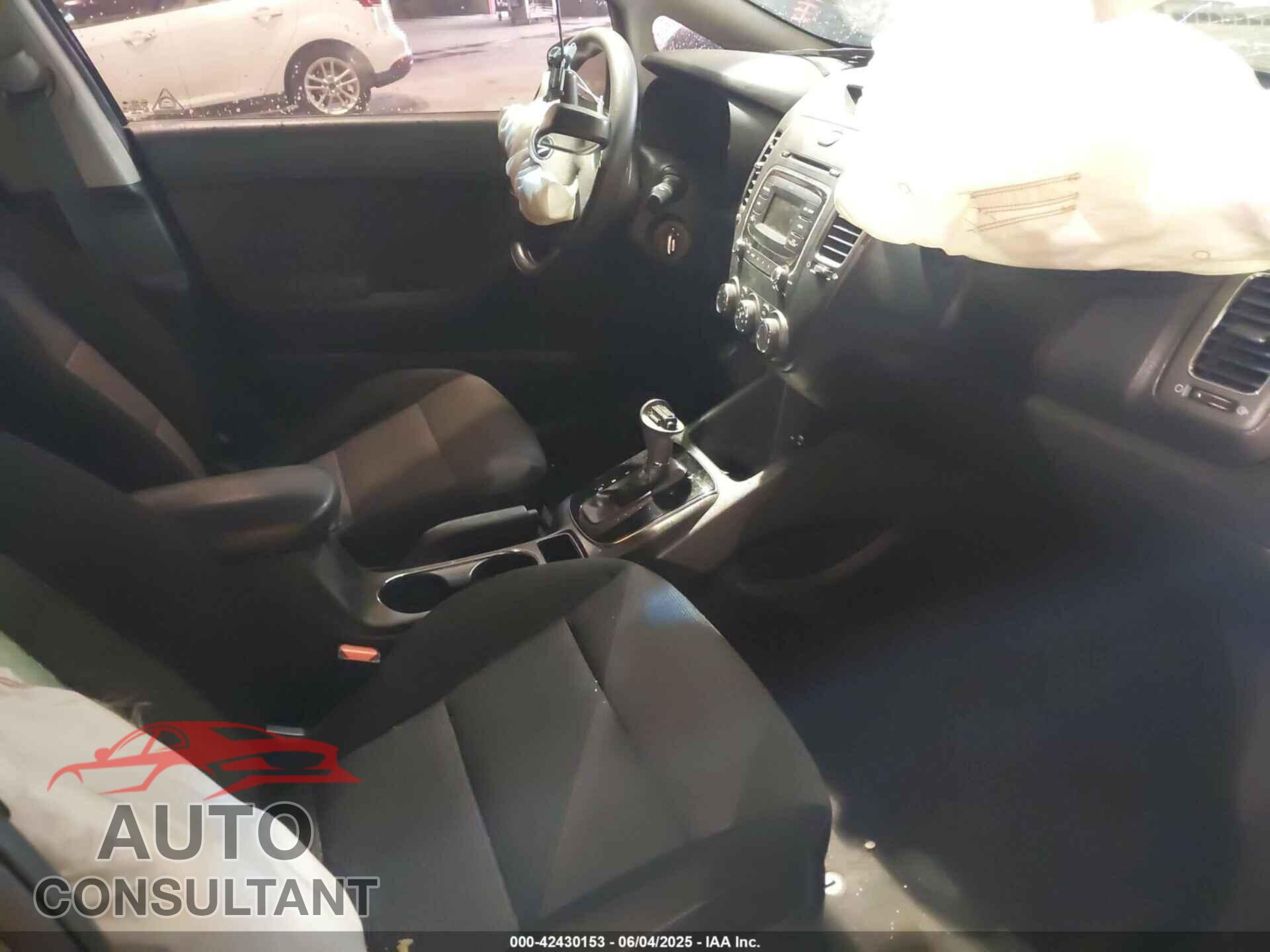 KIA FORTE 2017 - 3KPFK4A76HE094377