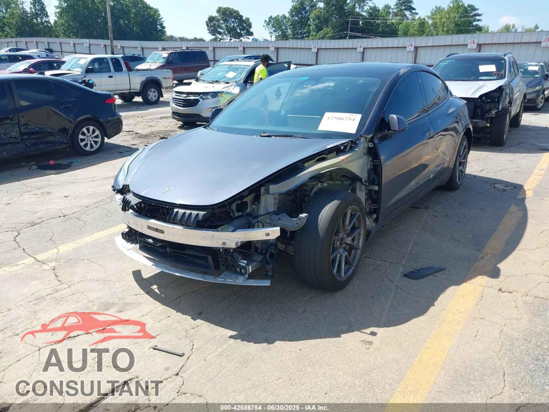 TESLA MODEL 3 2023 - 5YJ3E1EA4PF542817