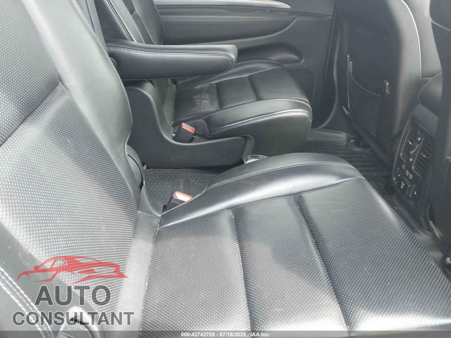 DODGE DURANGO 2019 - 1C4SDJCT1KC626697