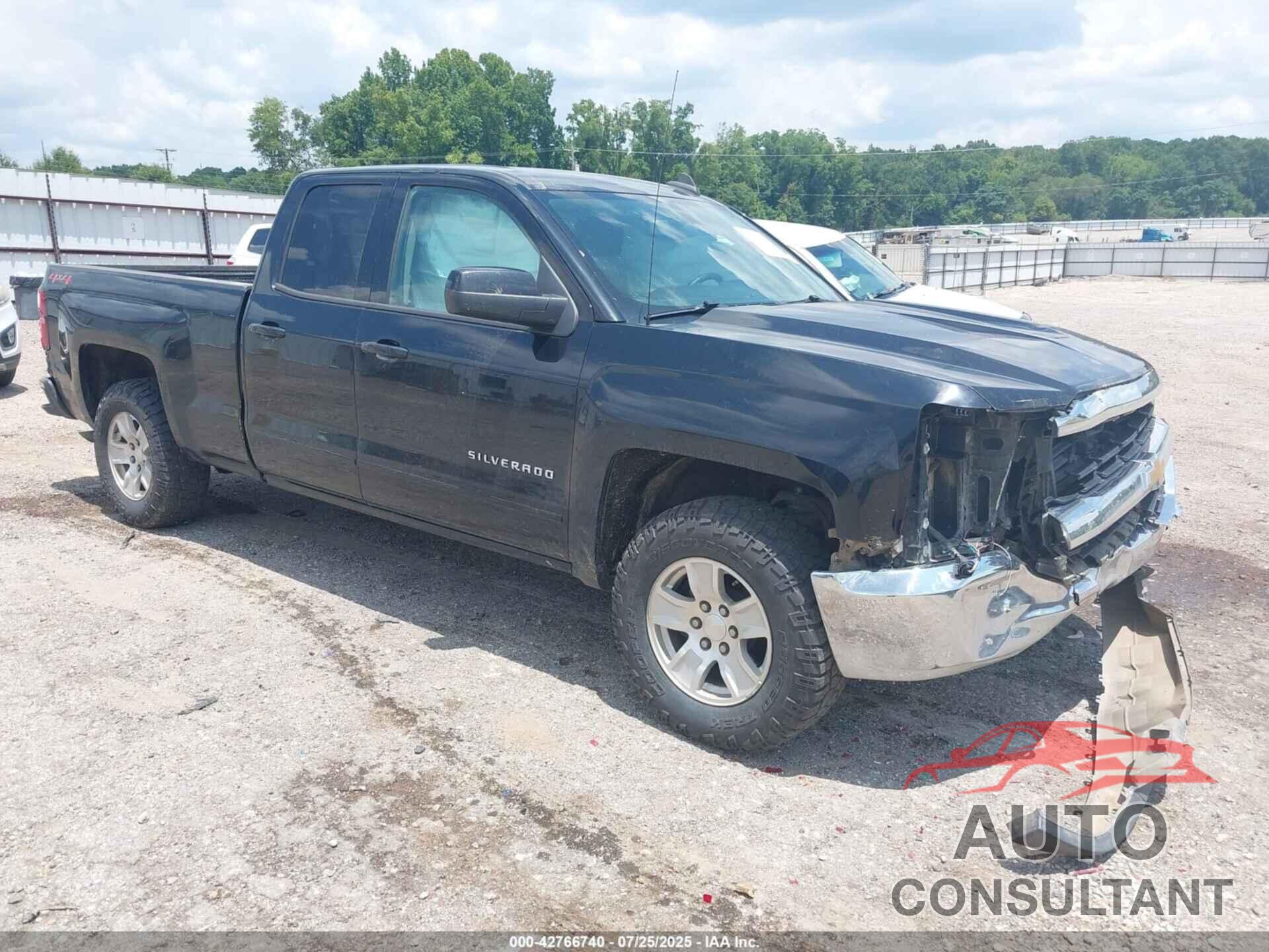 CHEVROLET SILVERADO 1500 2018 - 1GCVKREC3JZ172088