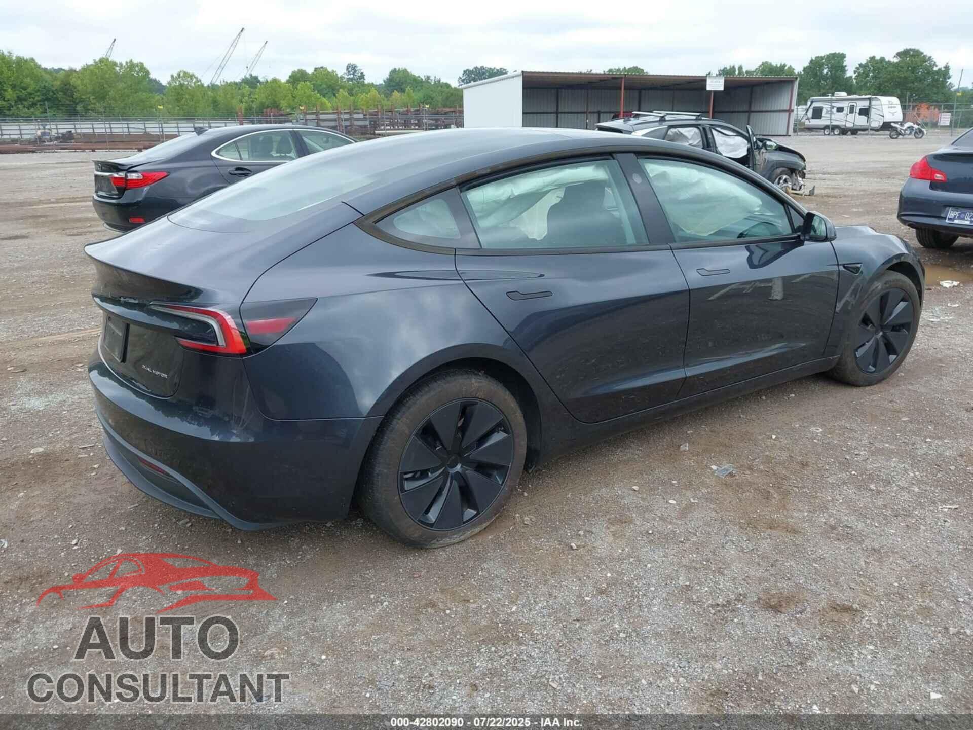 TESLA MODEL 3 2024 - 5YJ3E1EB6RF722182