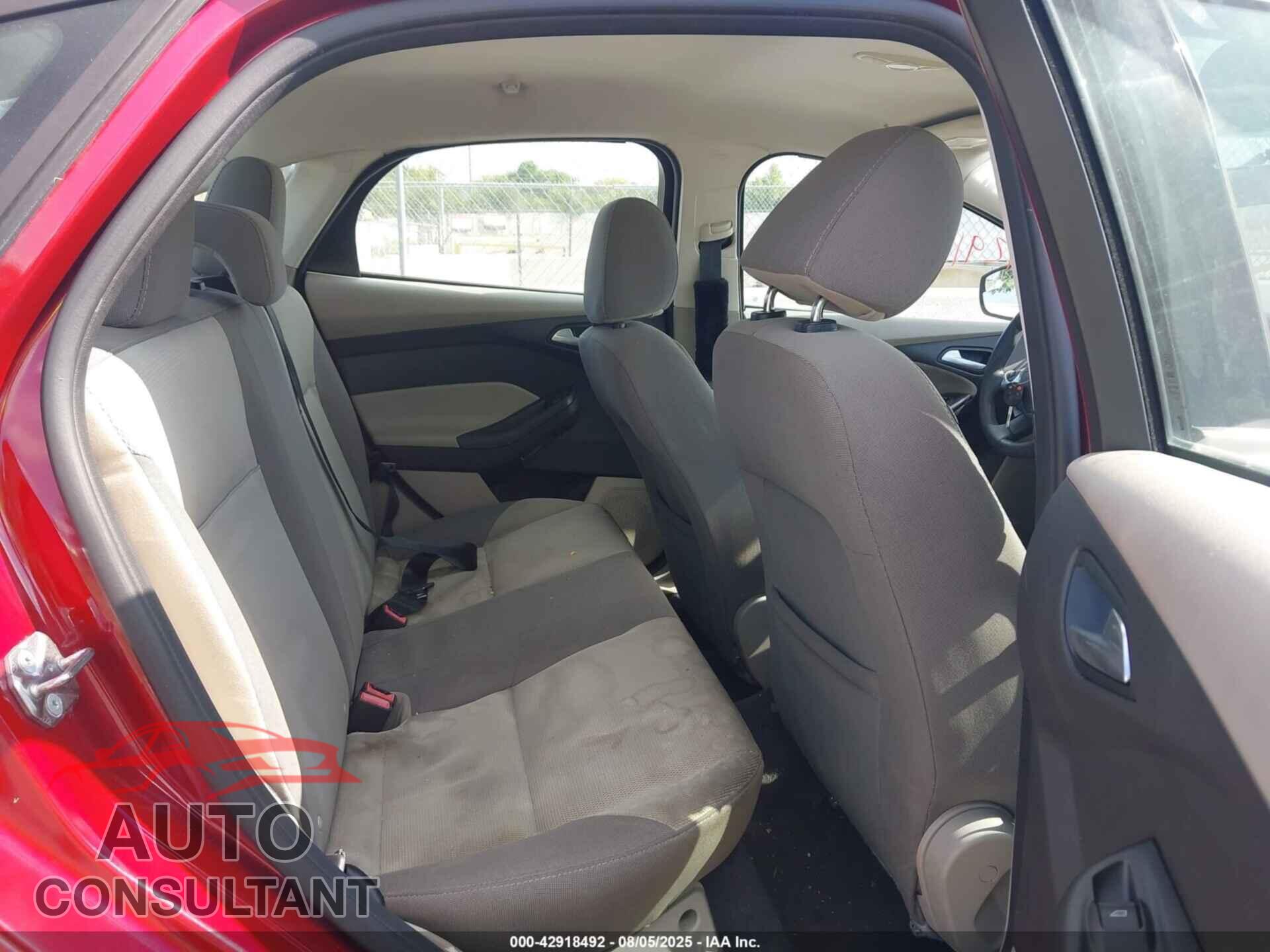 FORD FOCUS 2014 - 1FADP3F28EL416896