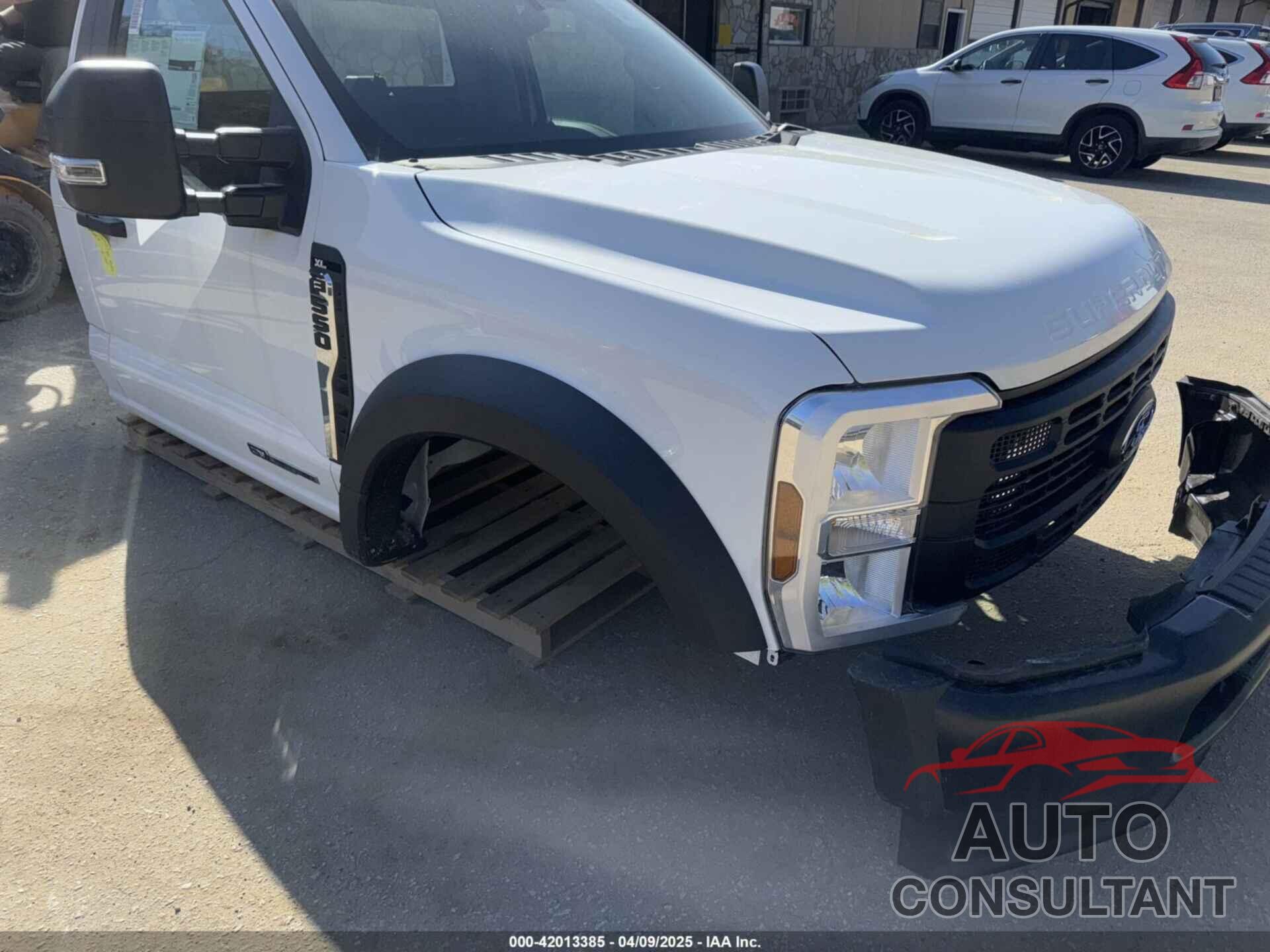 FORD F550 2024 - 1FDUF5HT3REF16196