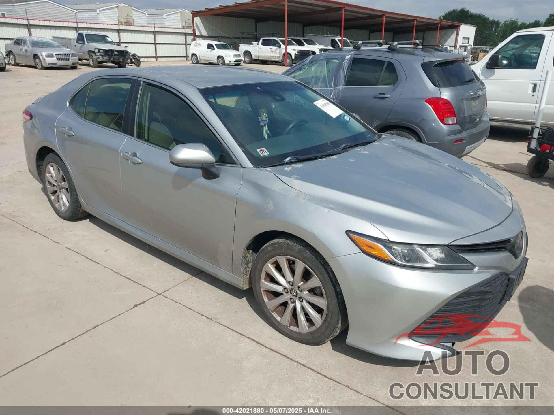 TOYOTA CAMRY 2018 - JTNB11HK3J3024869