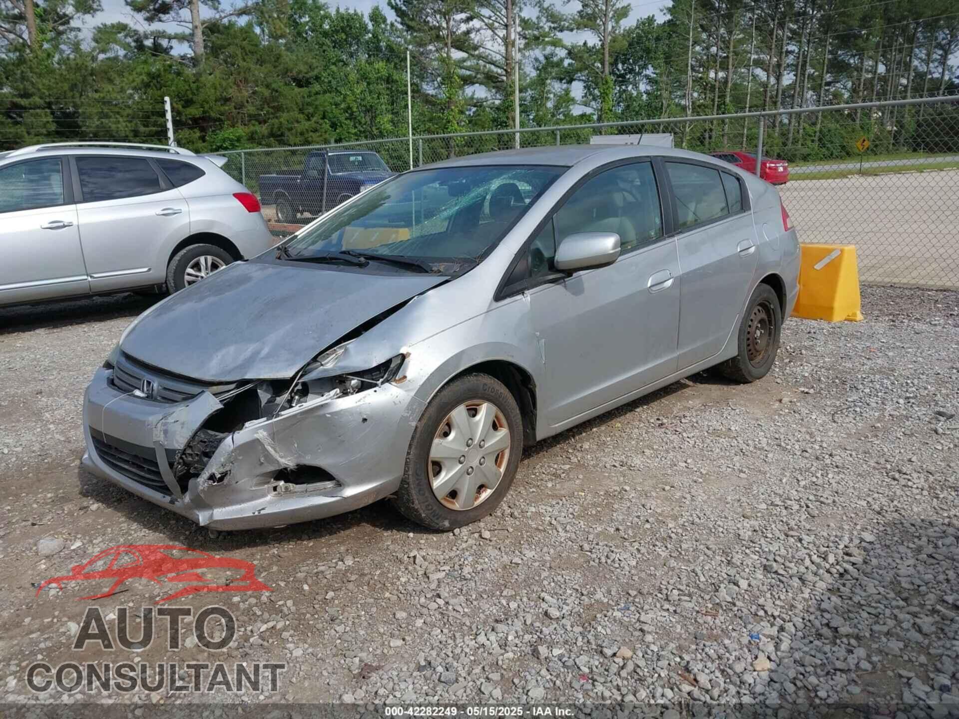 HONDA INSIGHT 2011 - JHMZE2H54BS010377