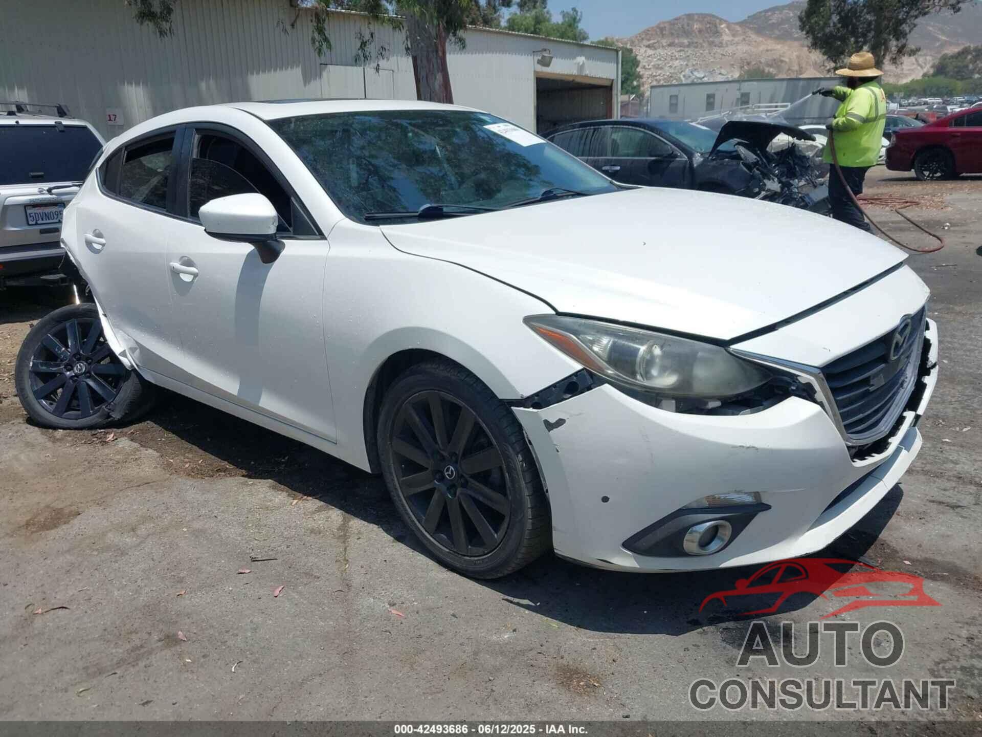 MAZDA MAZDA3 2016 - JM1BM1N71G1283330
