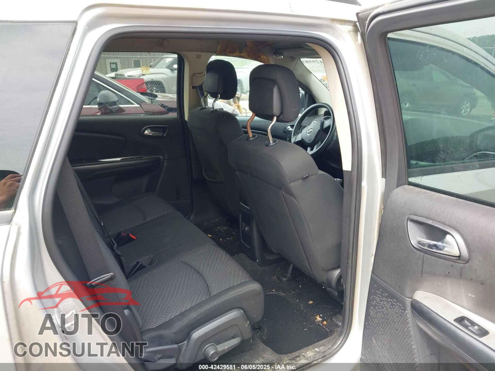 DODGE JOURNEY 2012 - 3C4PDCBG5CT134248