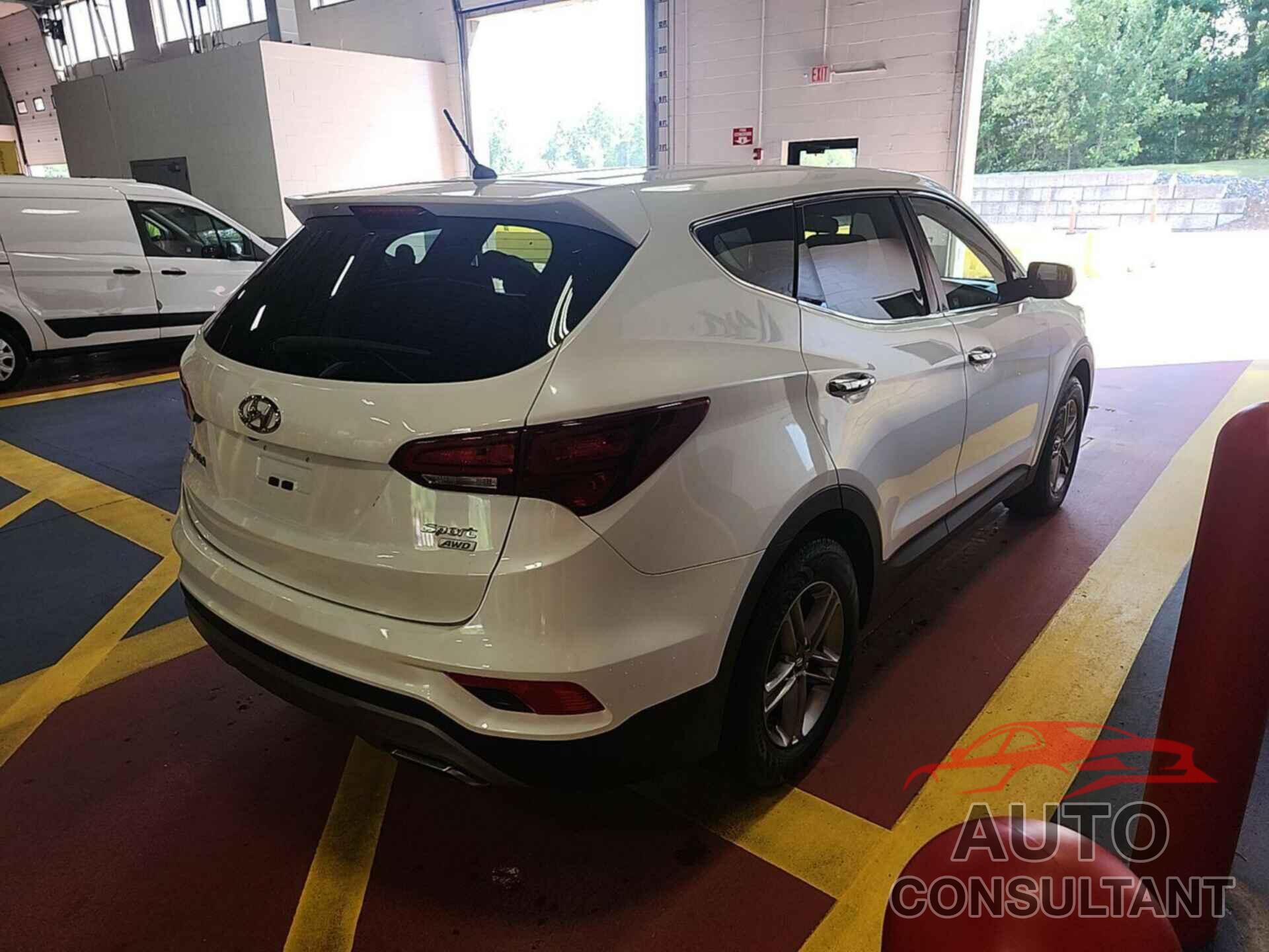 HYUNDAI SANTA FE SPORT 2018 - 5XYZTDLB7JG569524