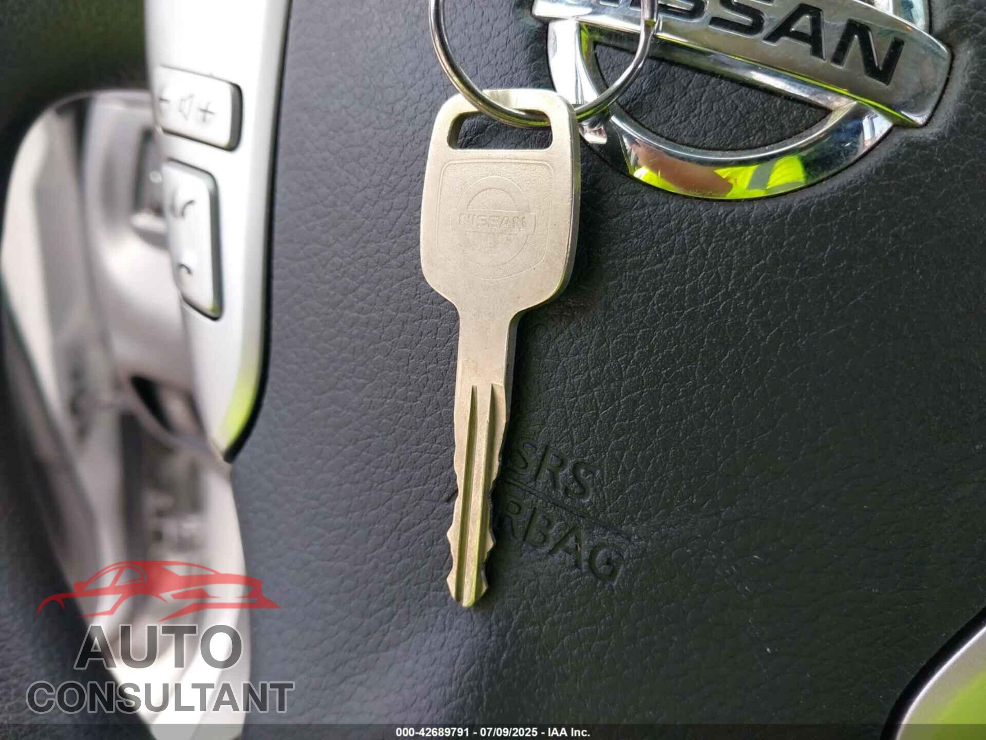 NISSAN VERSA 2019 - 3N1CN7AP3KL823064