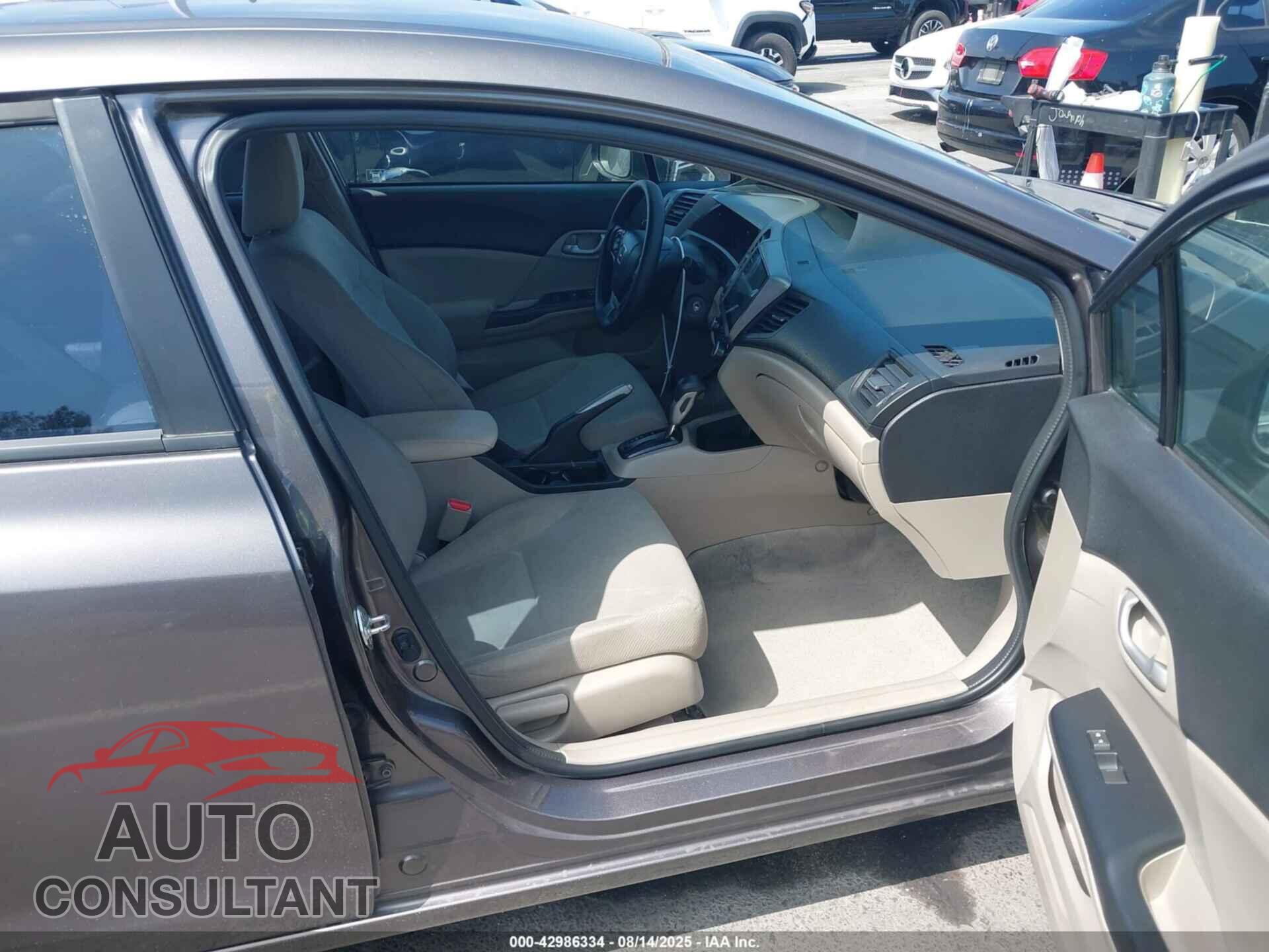 HONDA CIVIC 2012 - 19XFB2F50CE077224