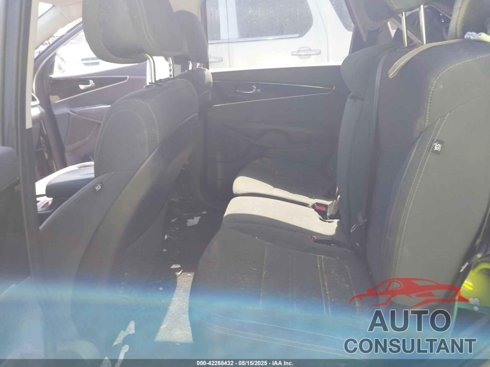 KIA SORENTO 2016 - 5XYPG4A36GG074330