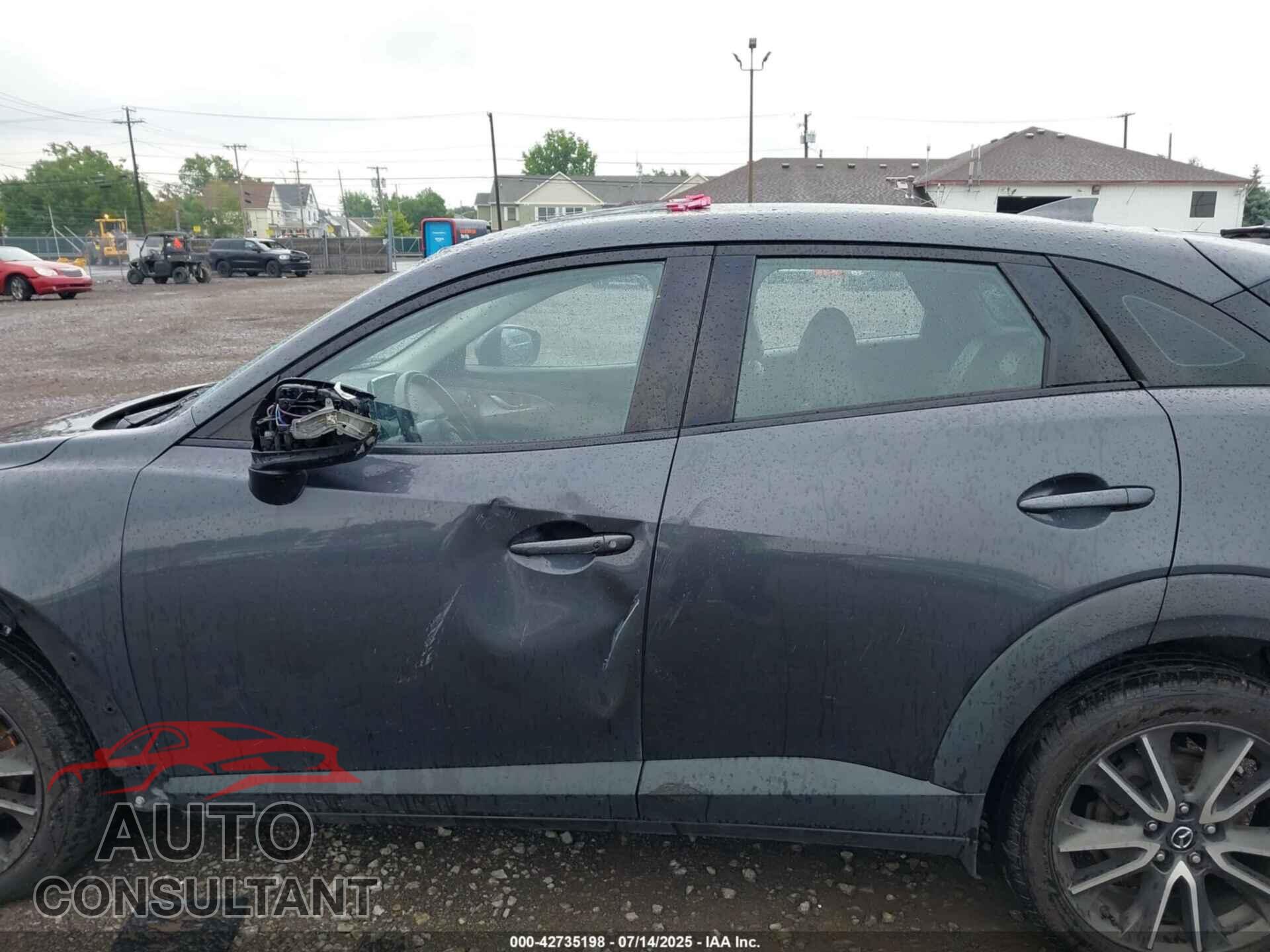 MAZDA CX-3 2017 - JM1DKFC7XH0168344