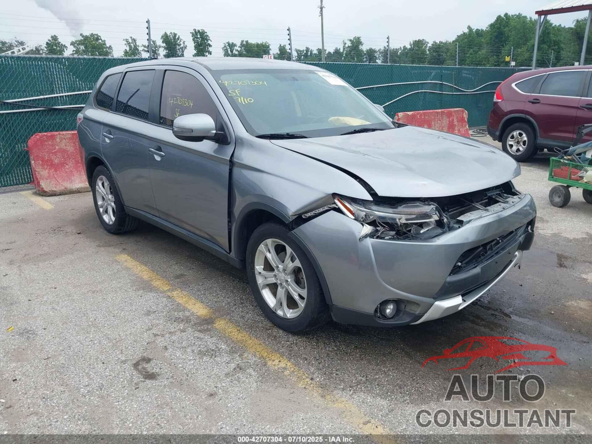 MITSUBISHI OUTLANDER 2015 - JA4AD3A38FZ009935