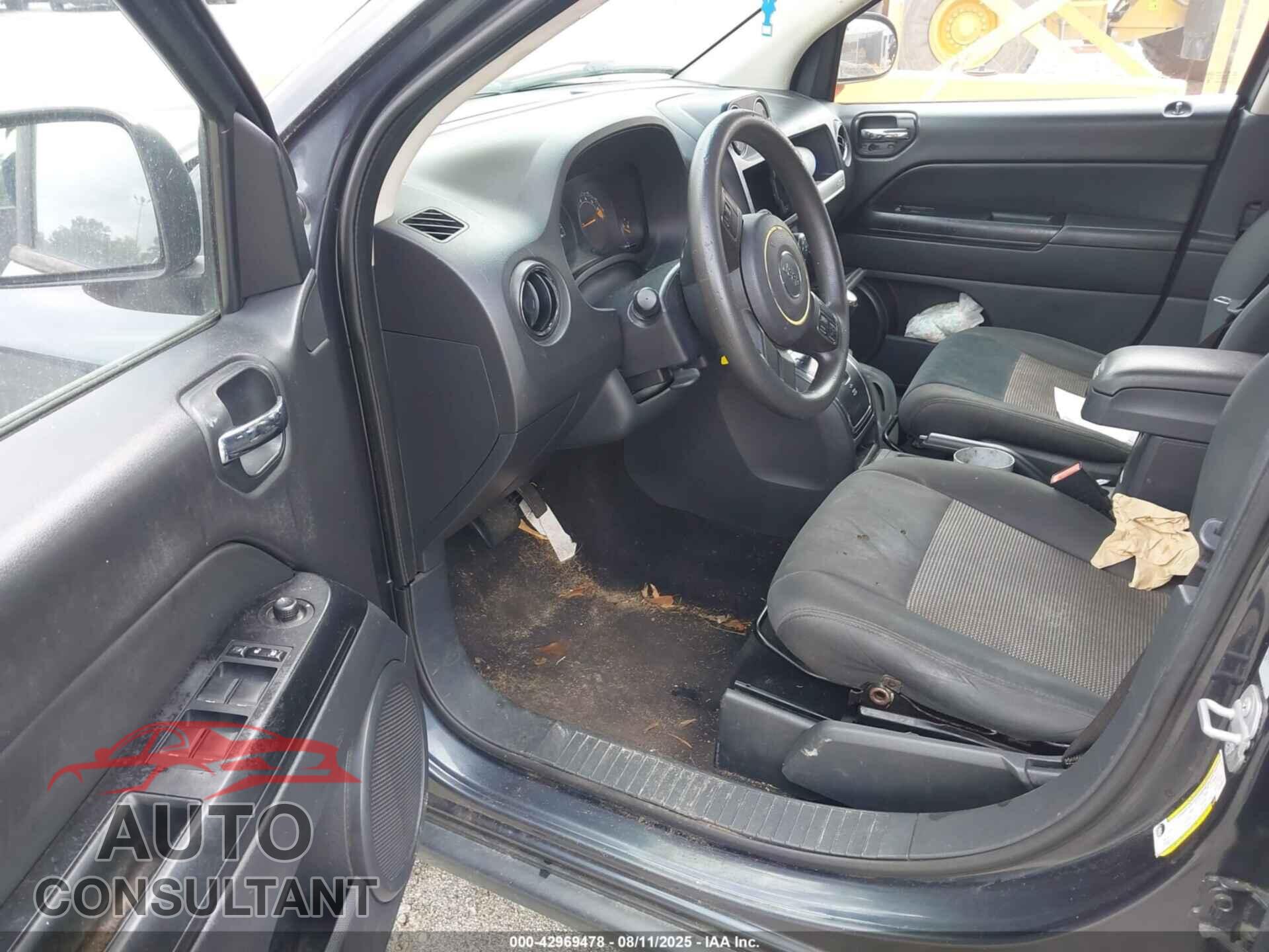 JEEP COMPASS 2015 - 1C4NJCBB2FD192817